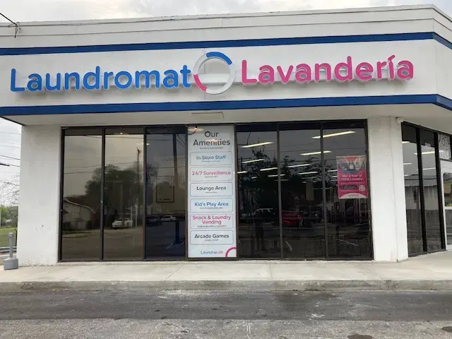 LaundroLab Laundromat thumbnail 3