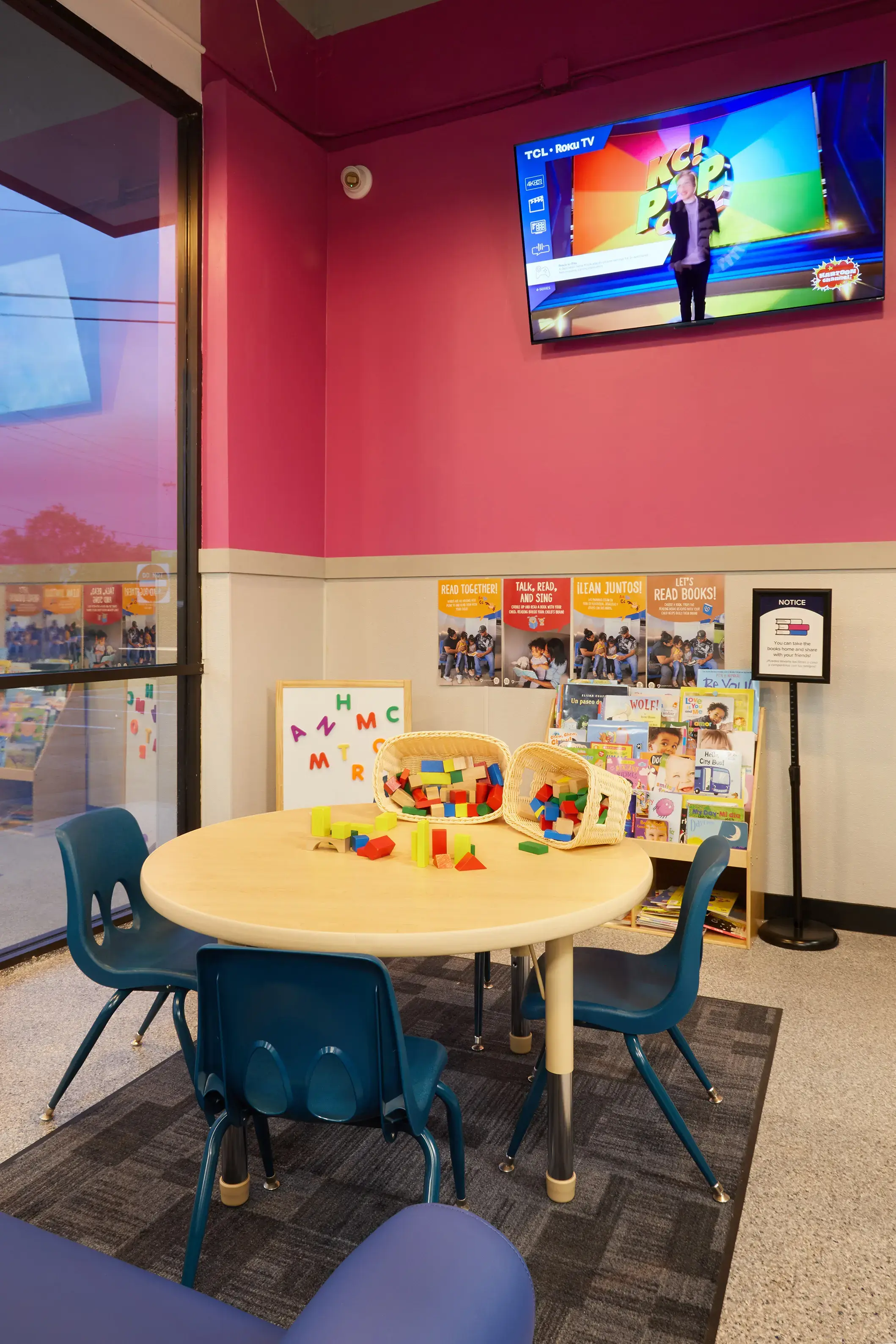 LaundroLab Laundromat thumbnail 11