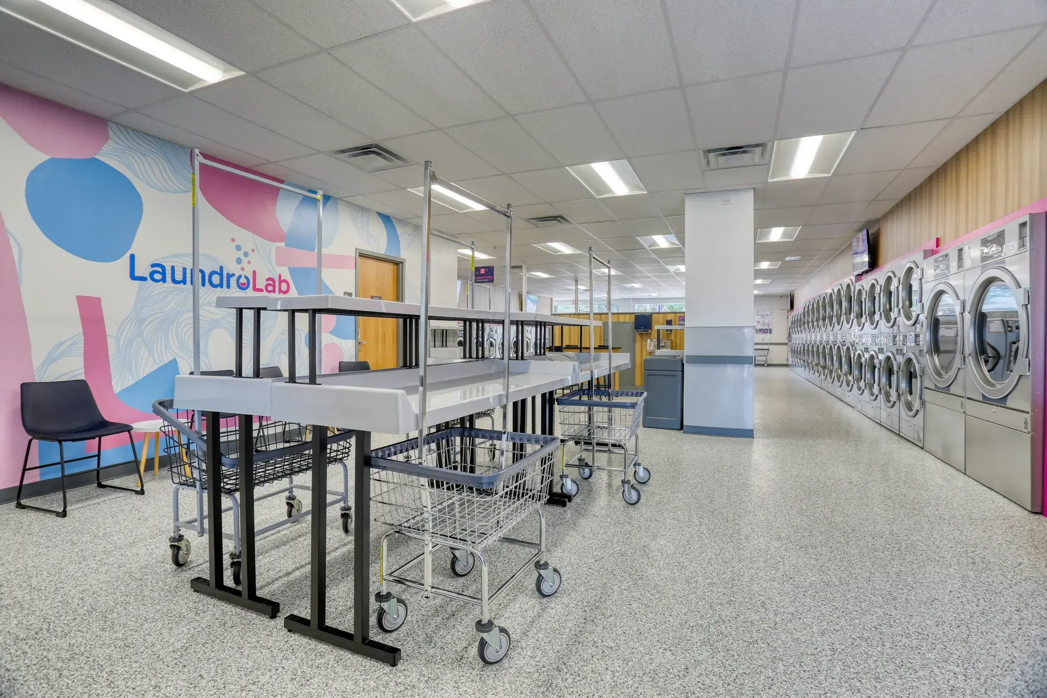 LaundroLab Laundromat - Image 16