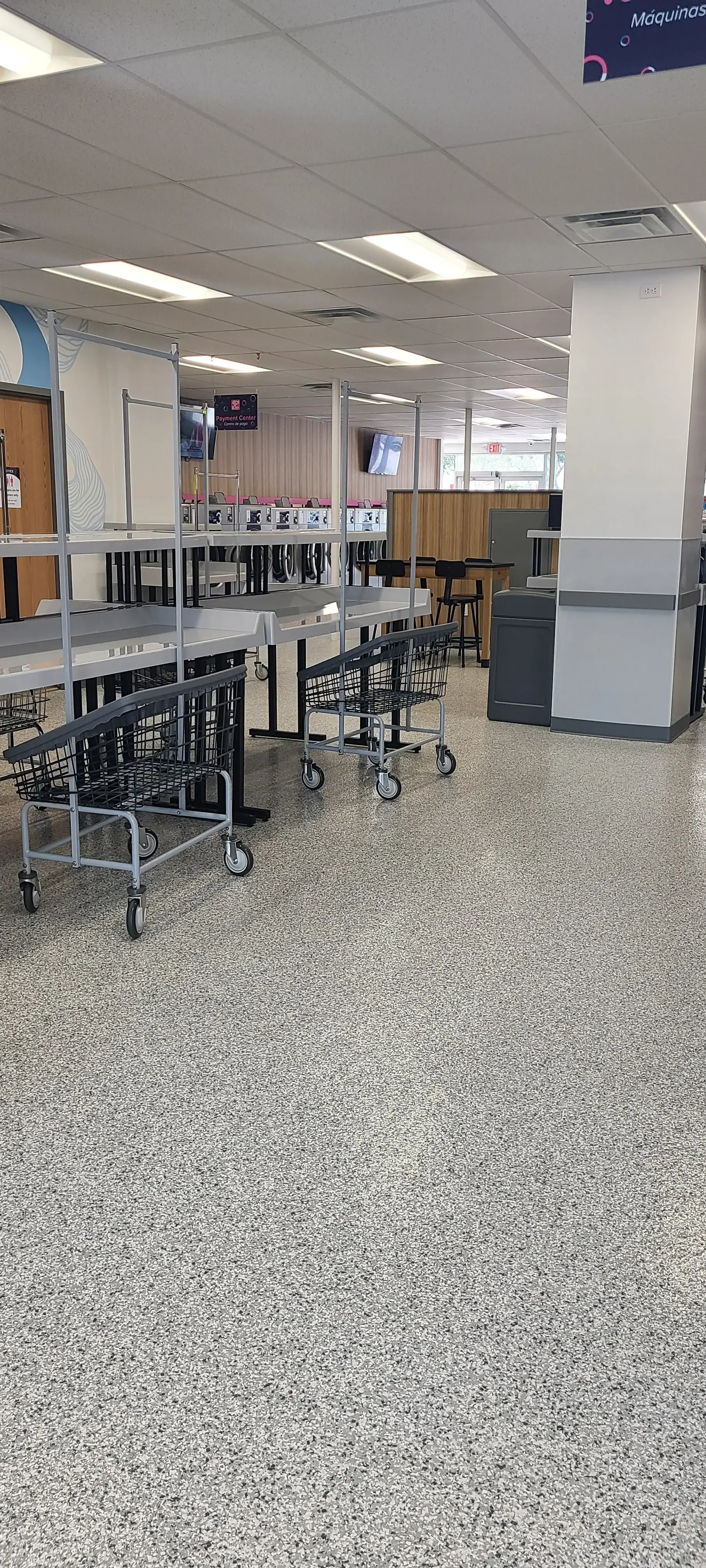 LaundroLab Laundromat thumbnail 20