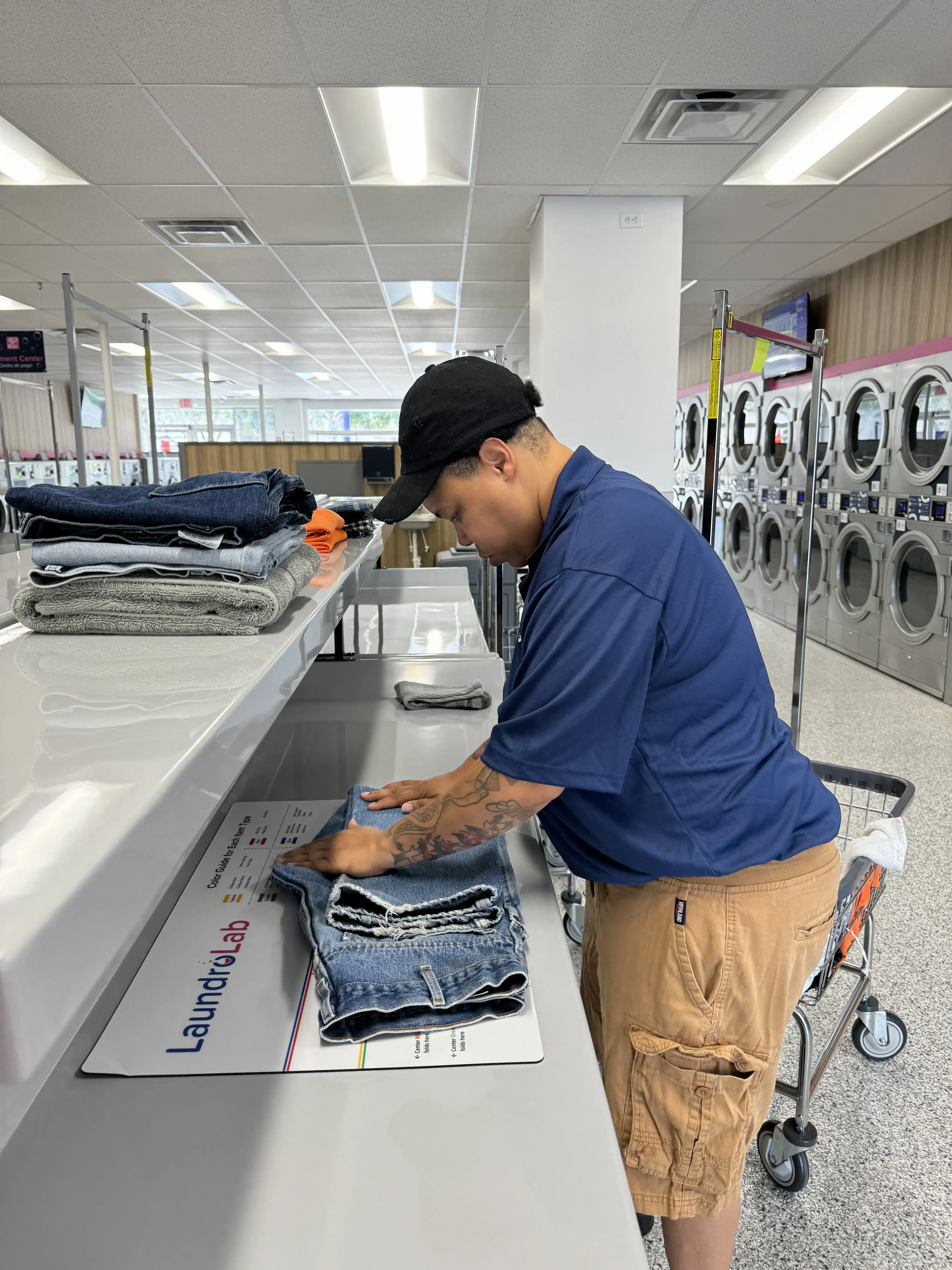 LaundroLab Laundromat thumbnail 6