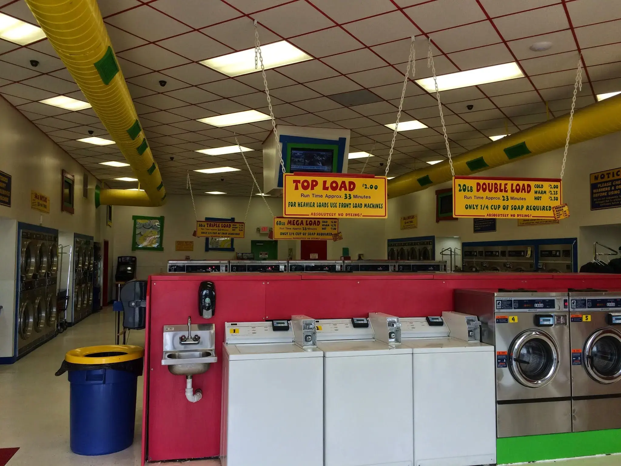 Laundromania | Davenport, Iowa location