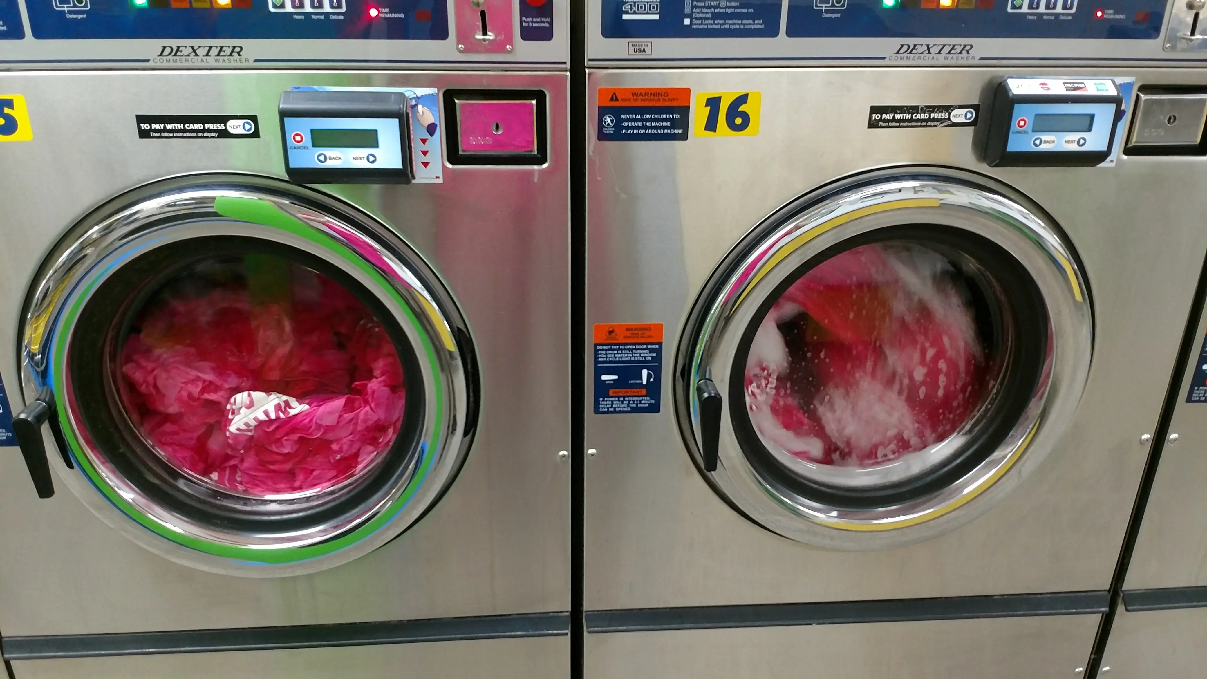 Laundromania (Downtown Iowa City) thumbnail 9