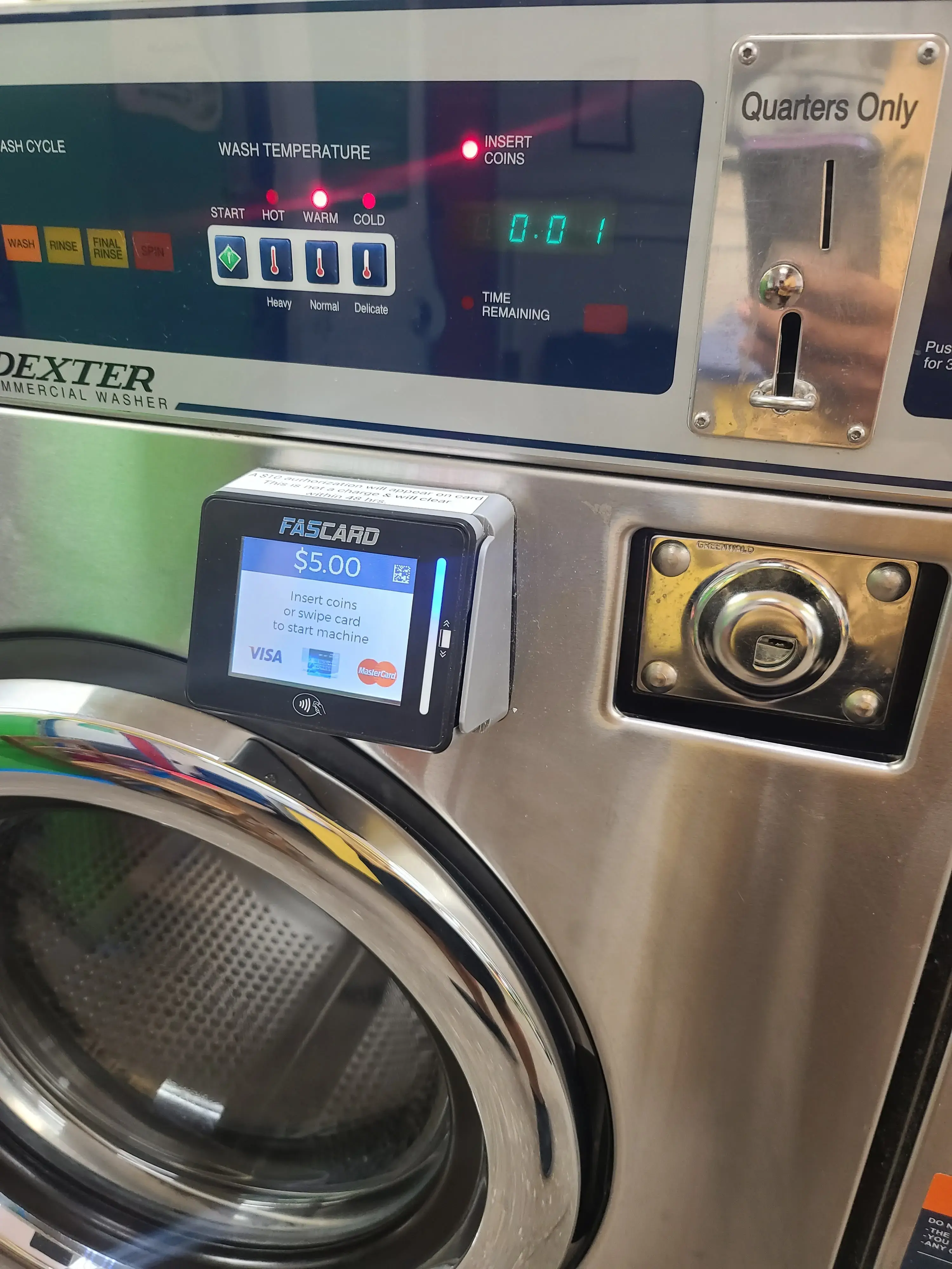 Laundromania (Downtown Iowa City) thumbnail 20