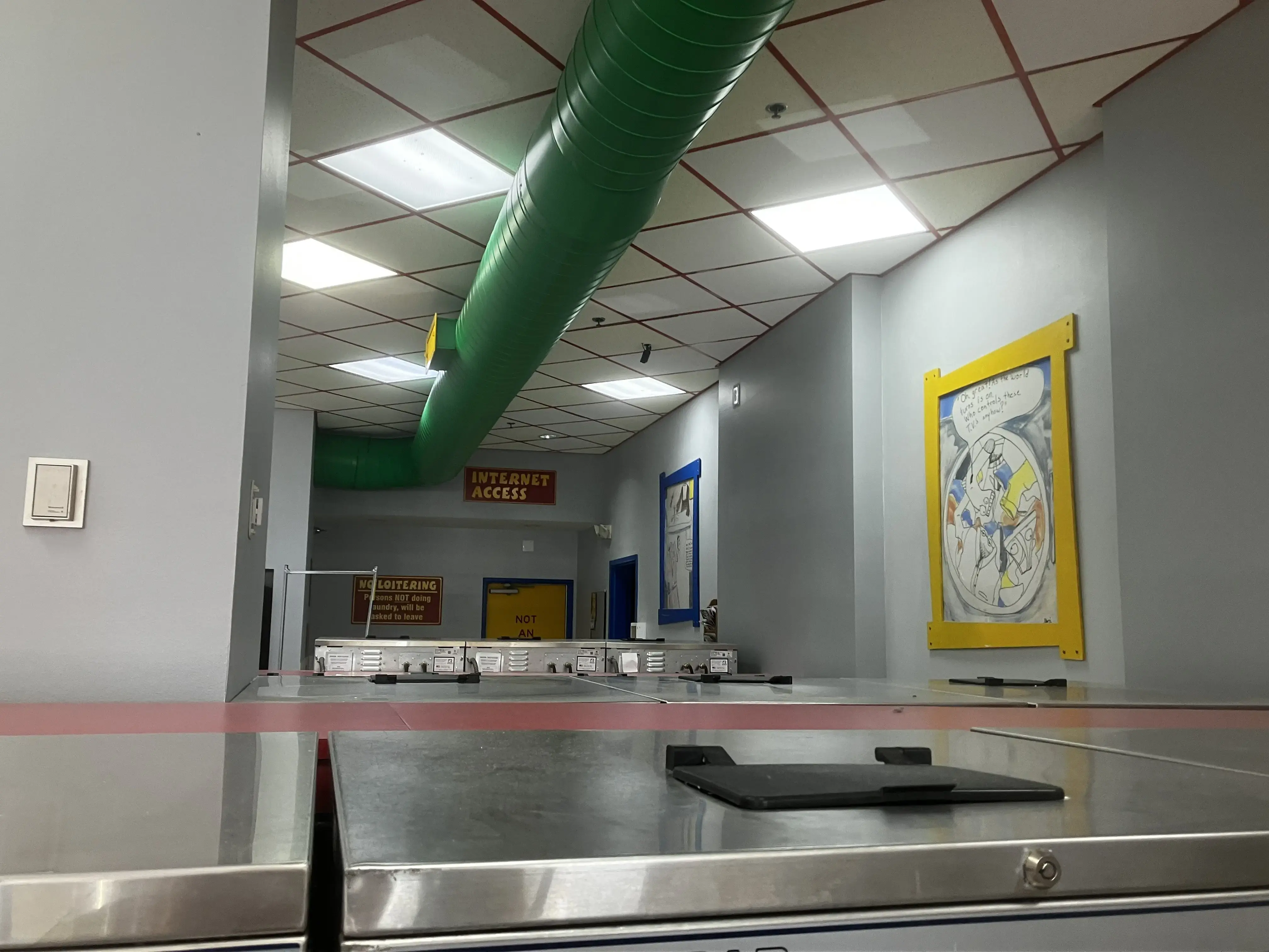 Laundromania (North Liberty, Iowa) thumbnail 12