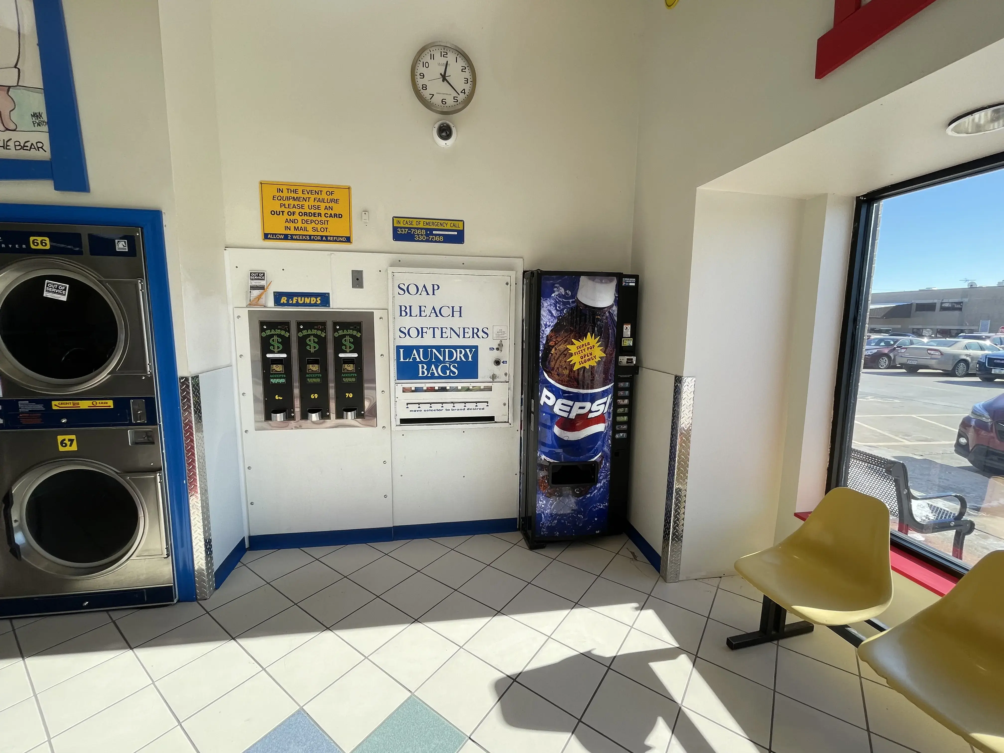 Laundromania (Walden Square: West Iowa City) thumbnail 20