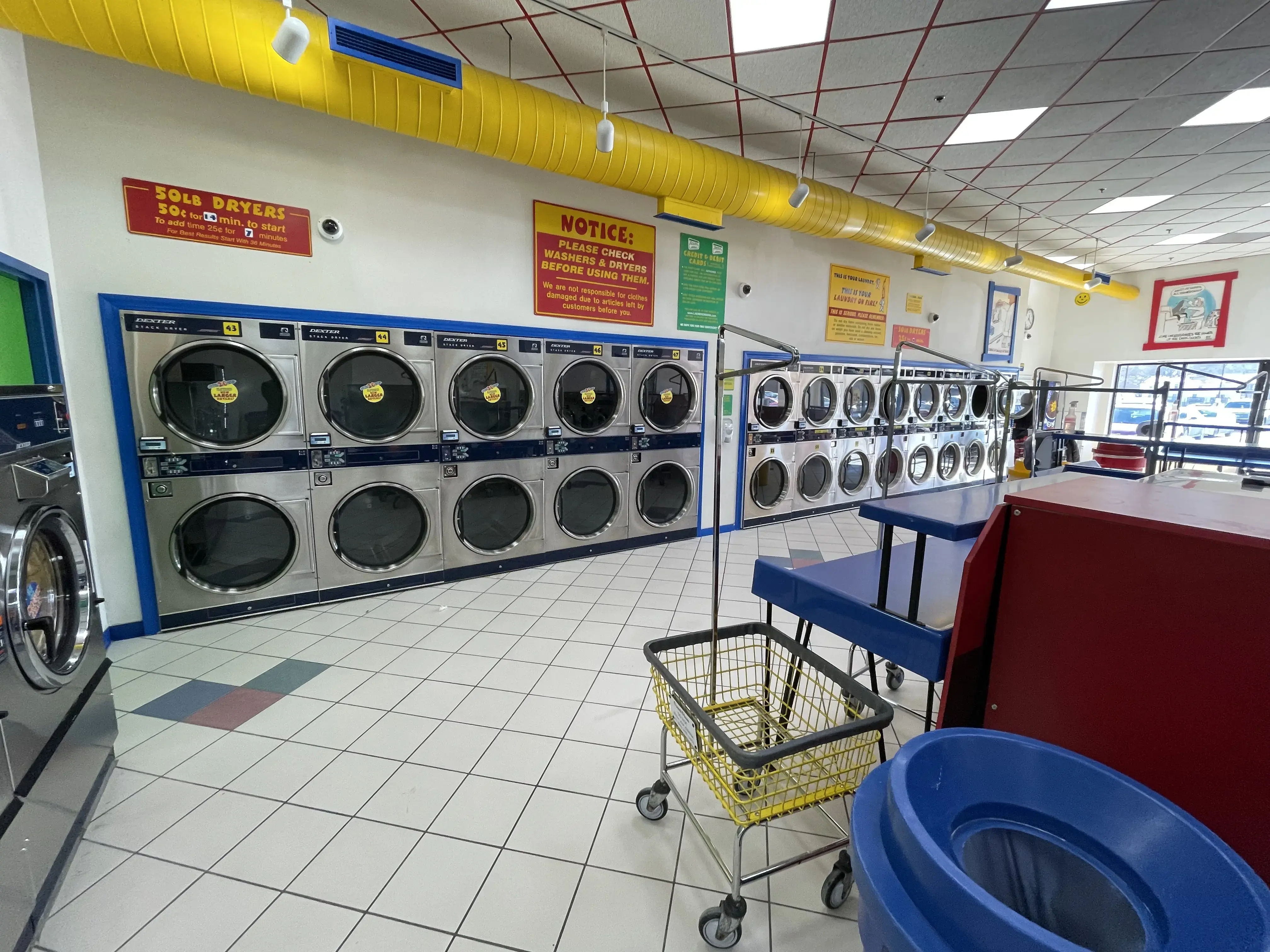 Laundromania (Walden Square: West Iowa City) - Image 2