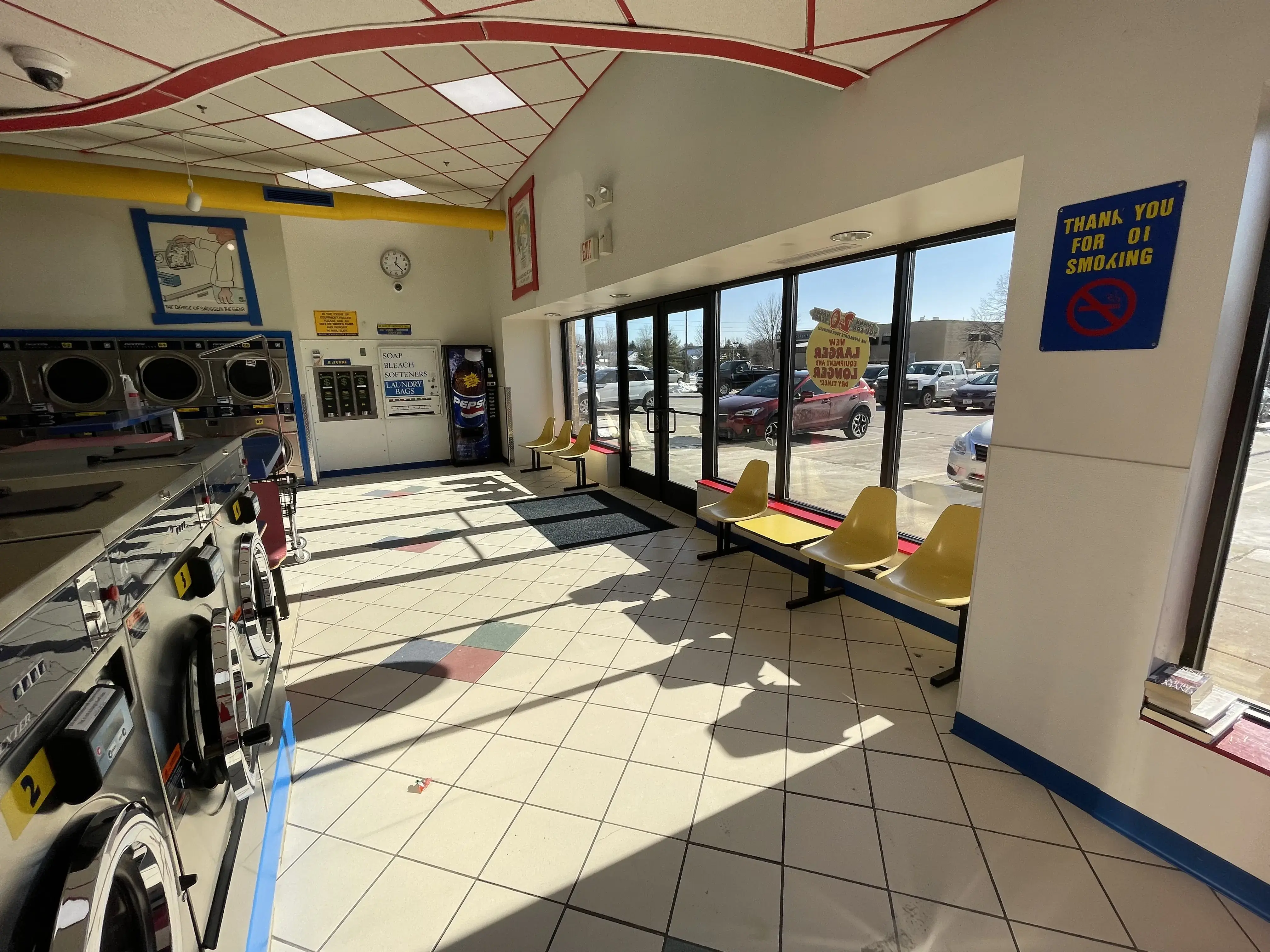 Laundromania (Walden Square: West Iowa City) thumbnail 10