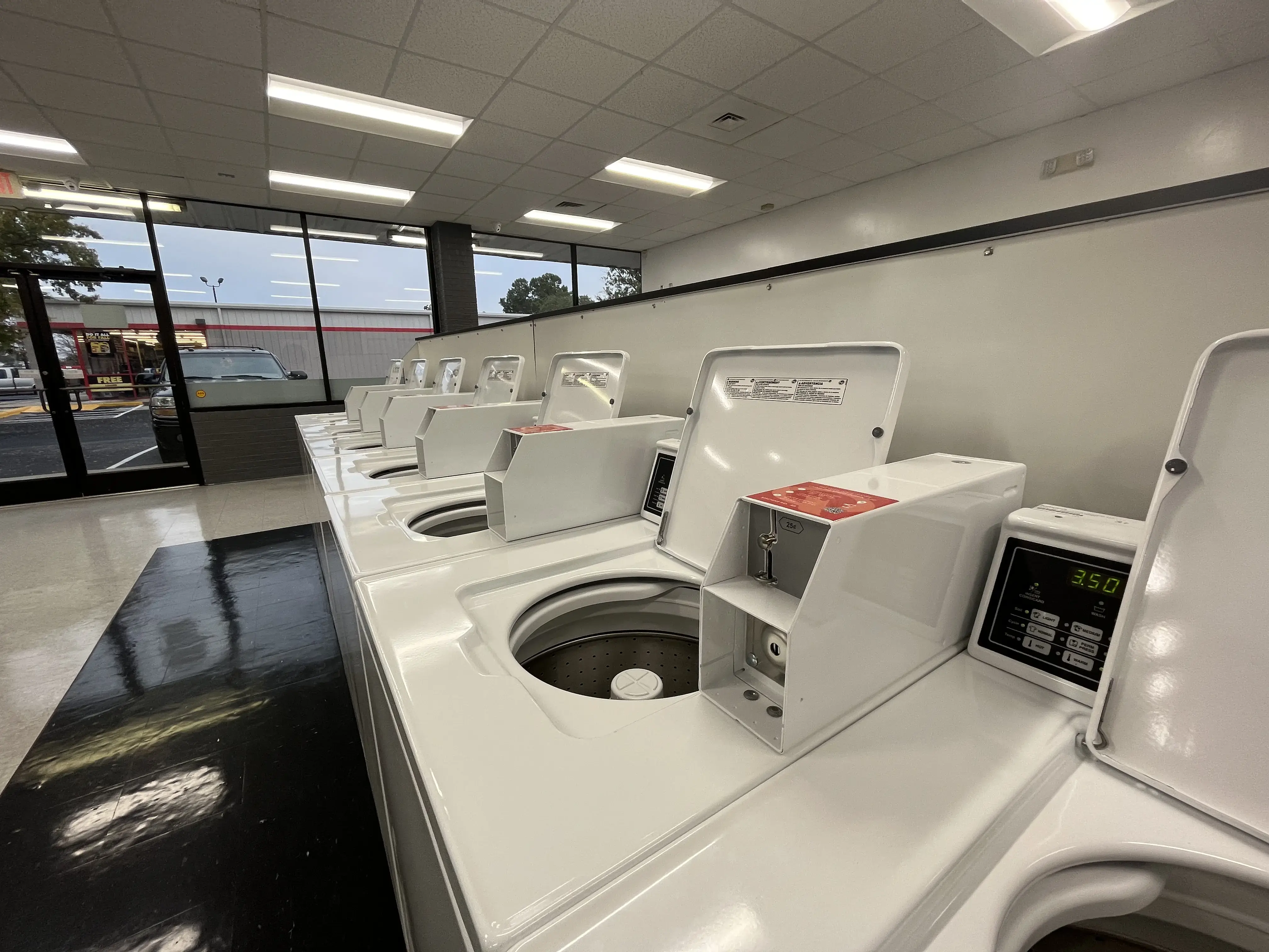 Laundromart - Image 3