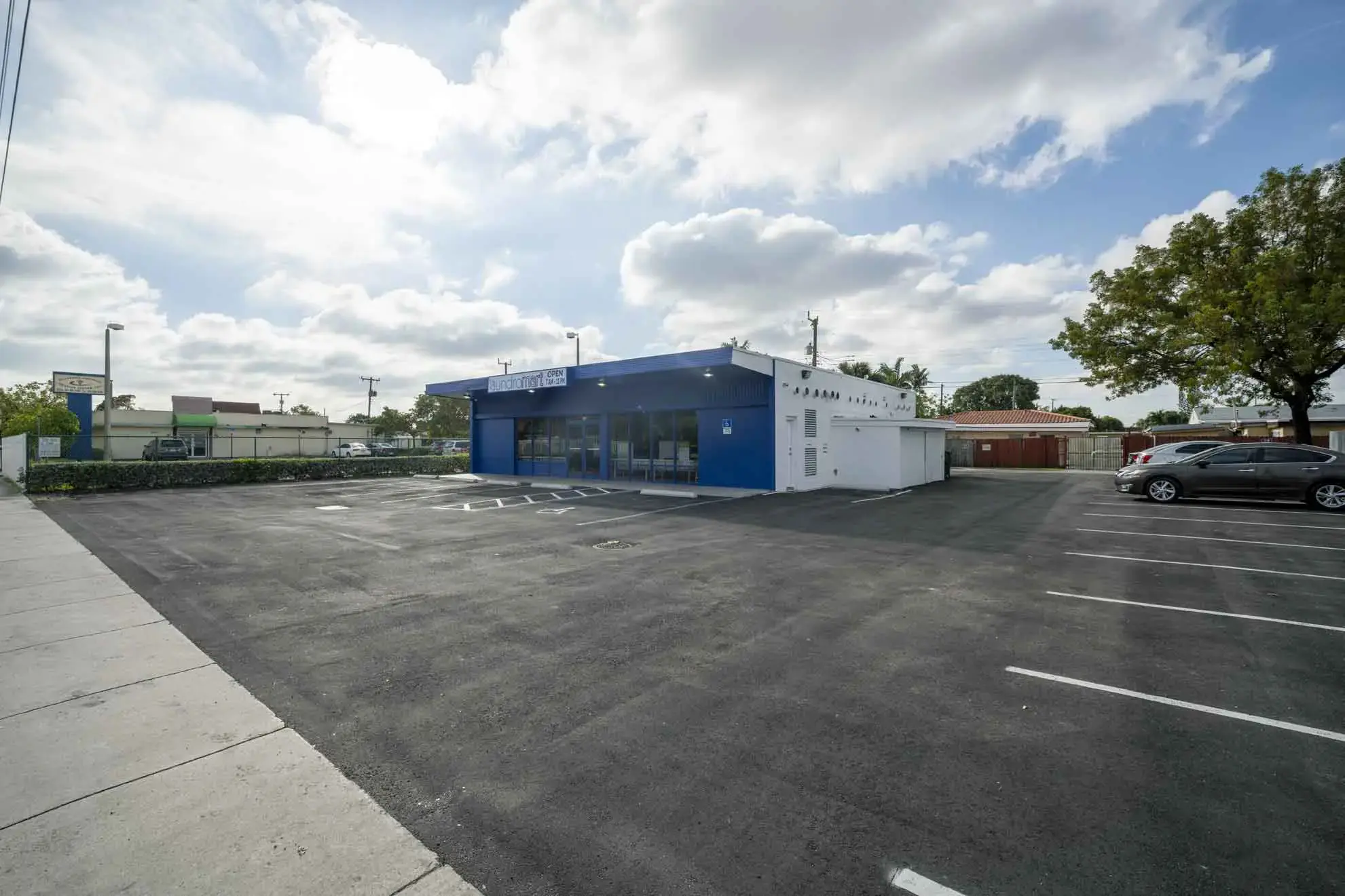 Laundromart thumbnail 11