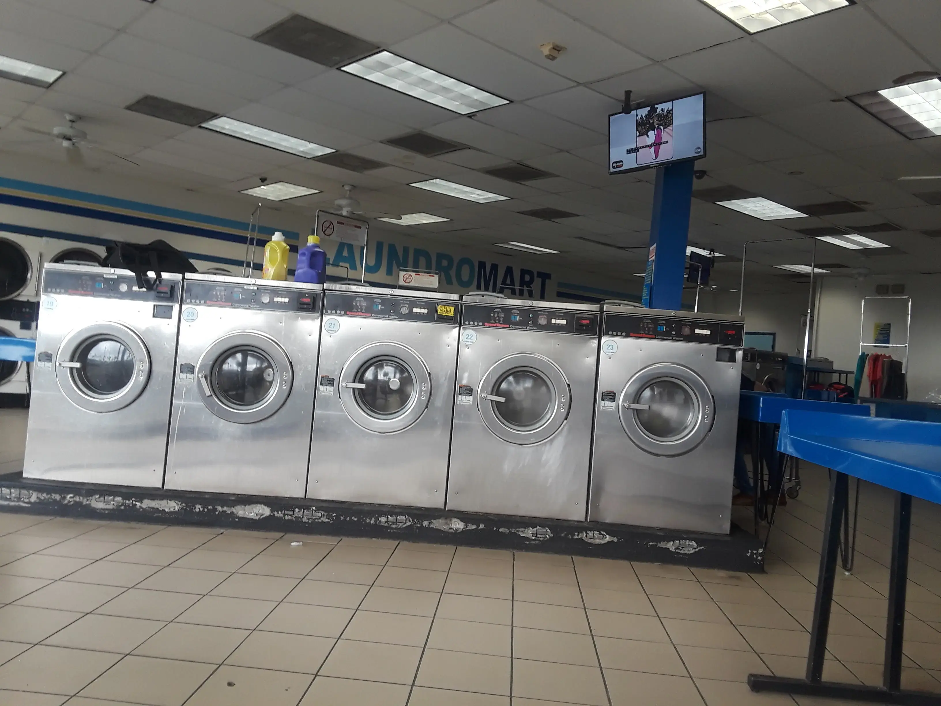 laundromart - Image 2