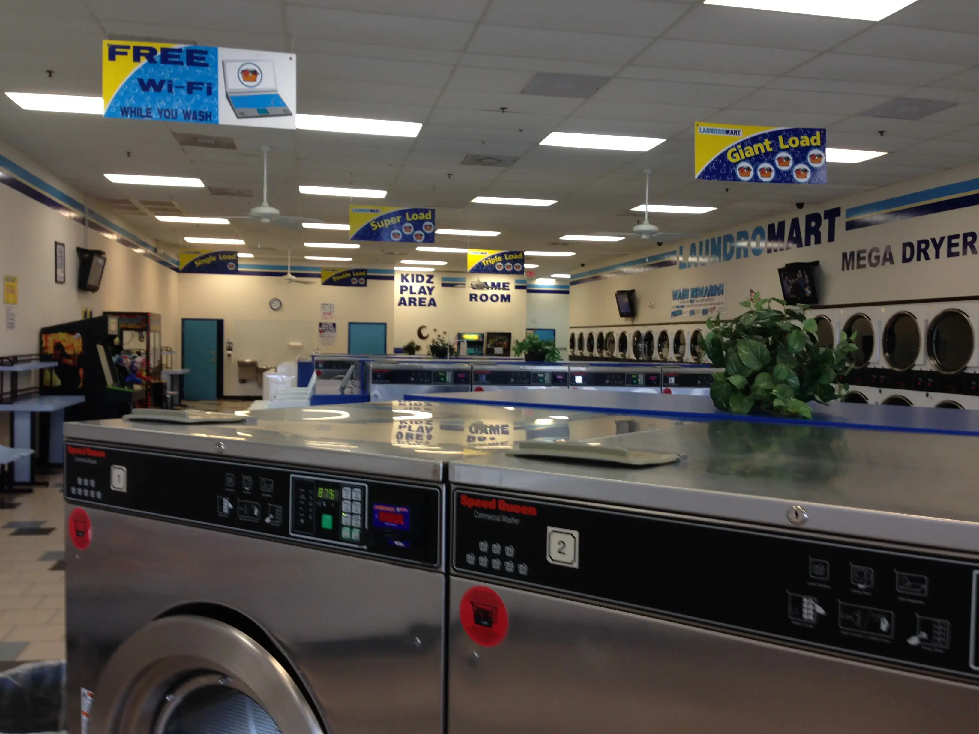 LaundroMart location