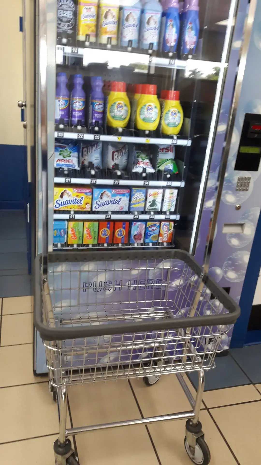 Laundromart - Image 20