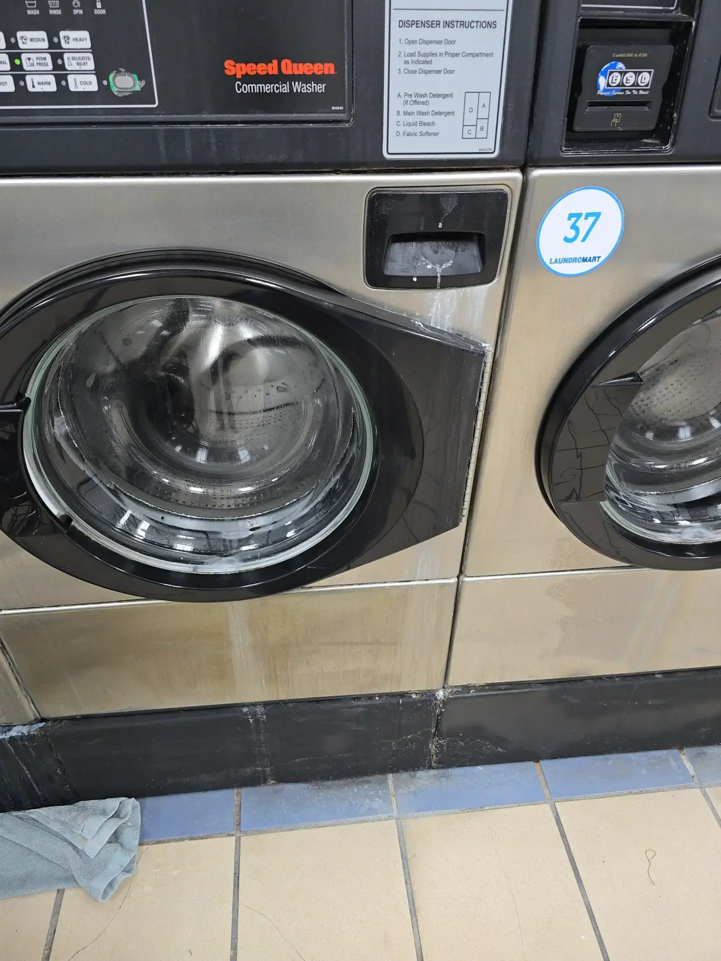 laundromart thumbnail 3