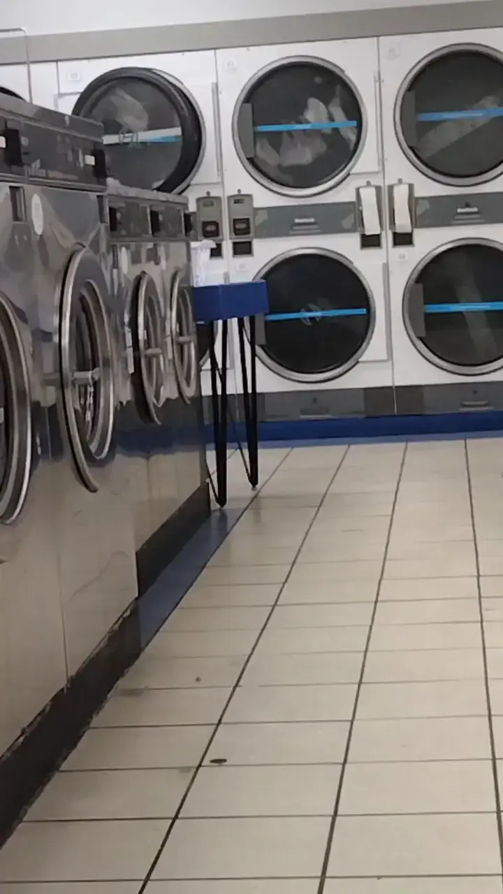 laundromart thumbnail 10