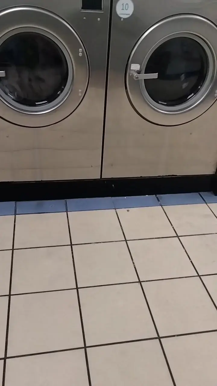 laundromart thumbnail 15