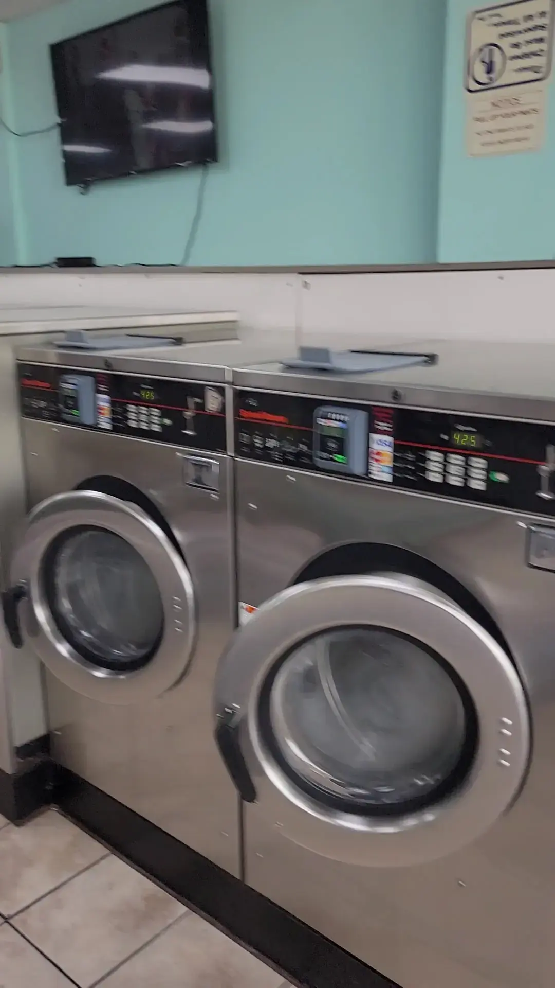 Laundromart Of East Orlando thumbnail 15