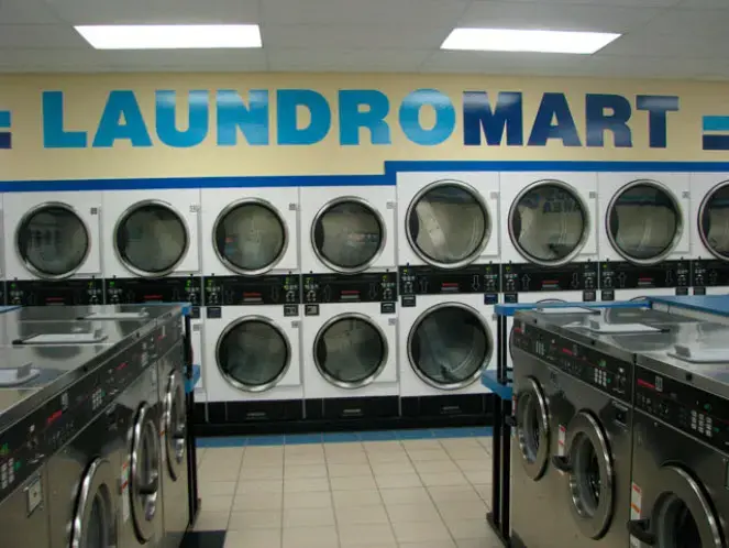 Laundromart of Four Corners location
