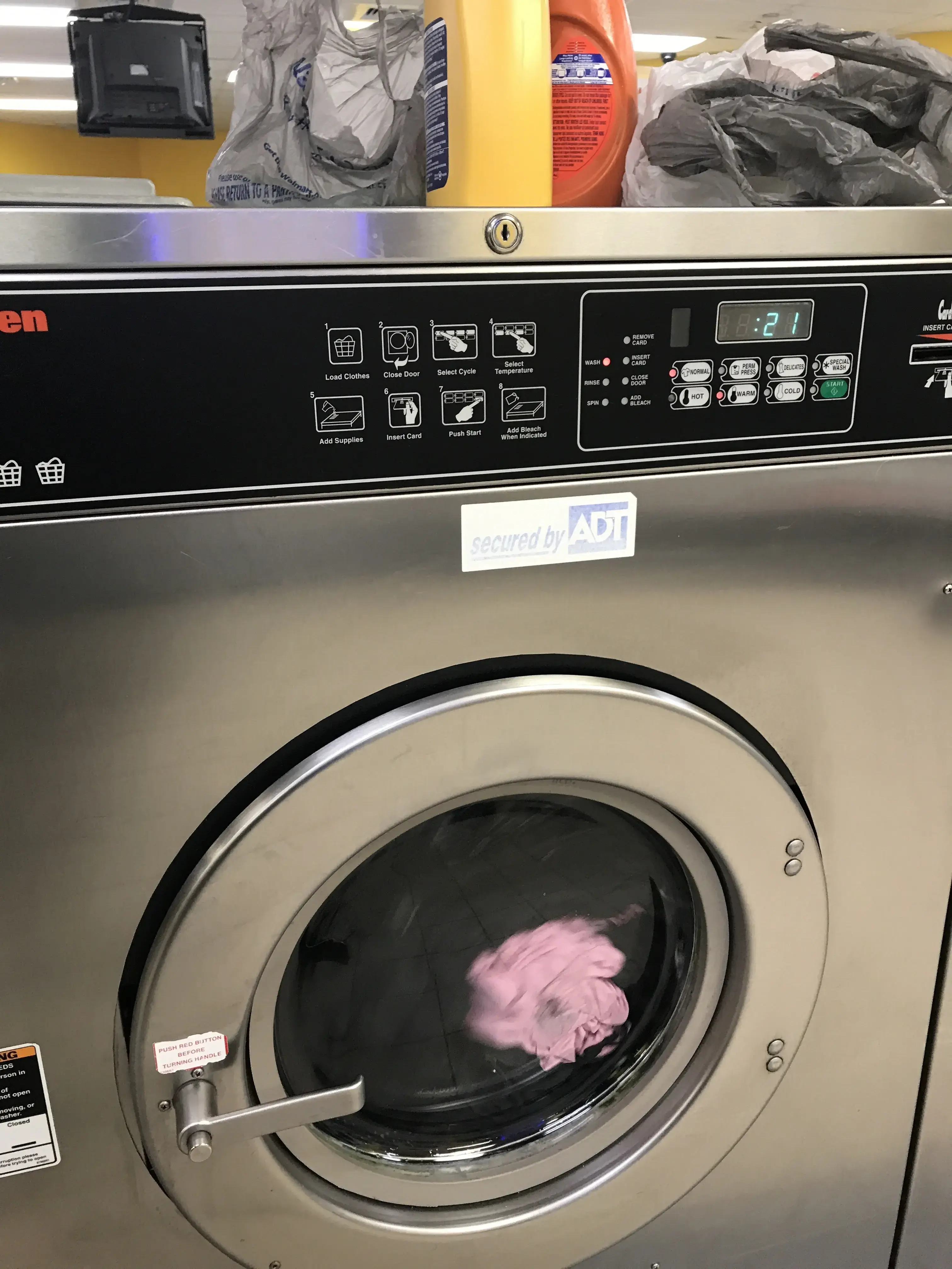 Laundromart On Bearss thumbnail 2