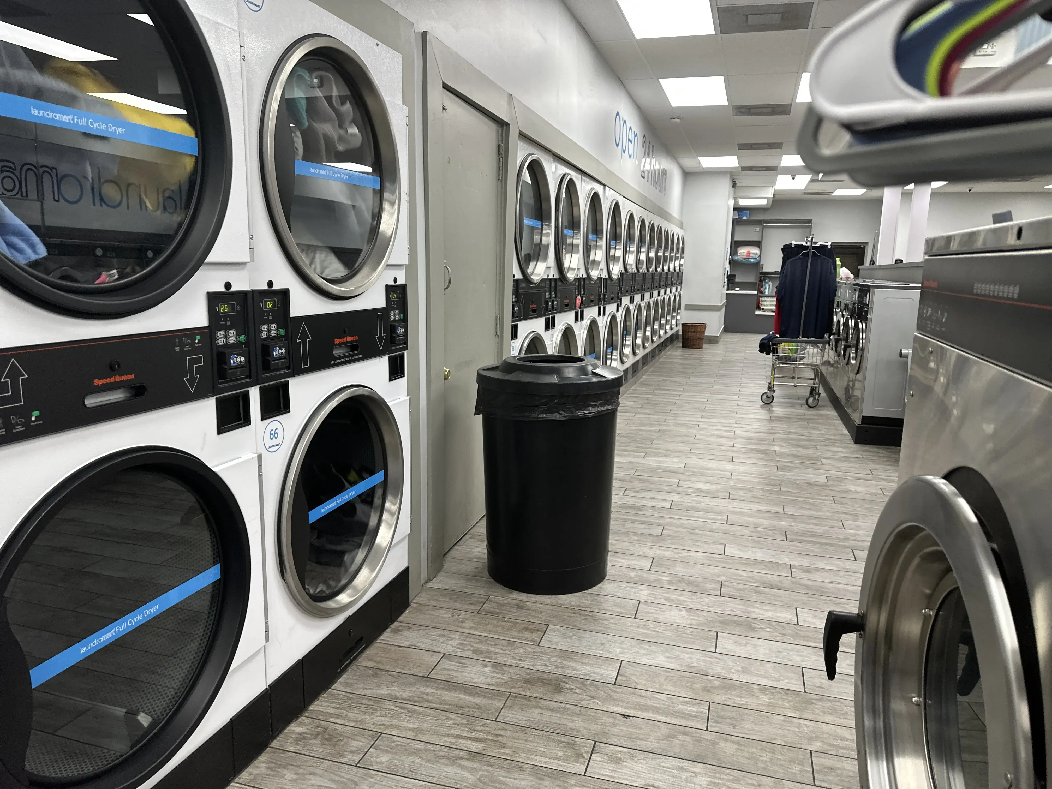 laundromart - Image 2