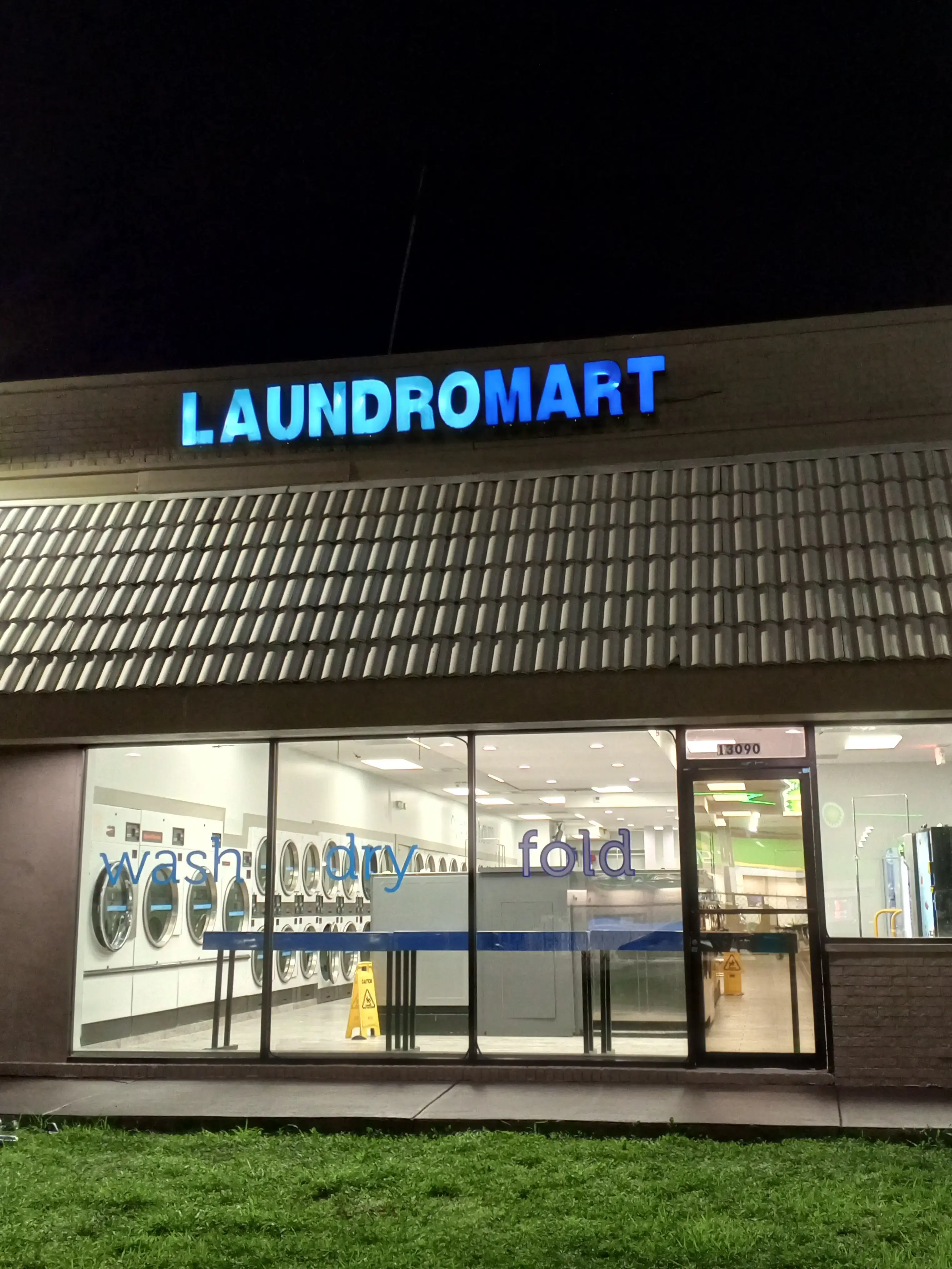 laundromart thumbnail 19