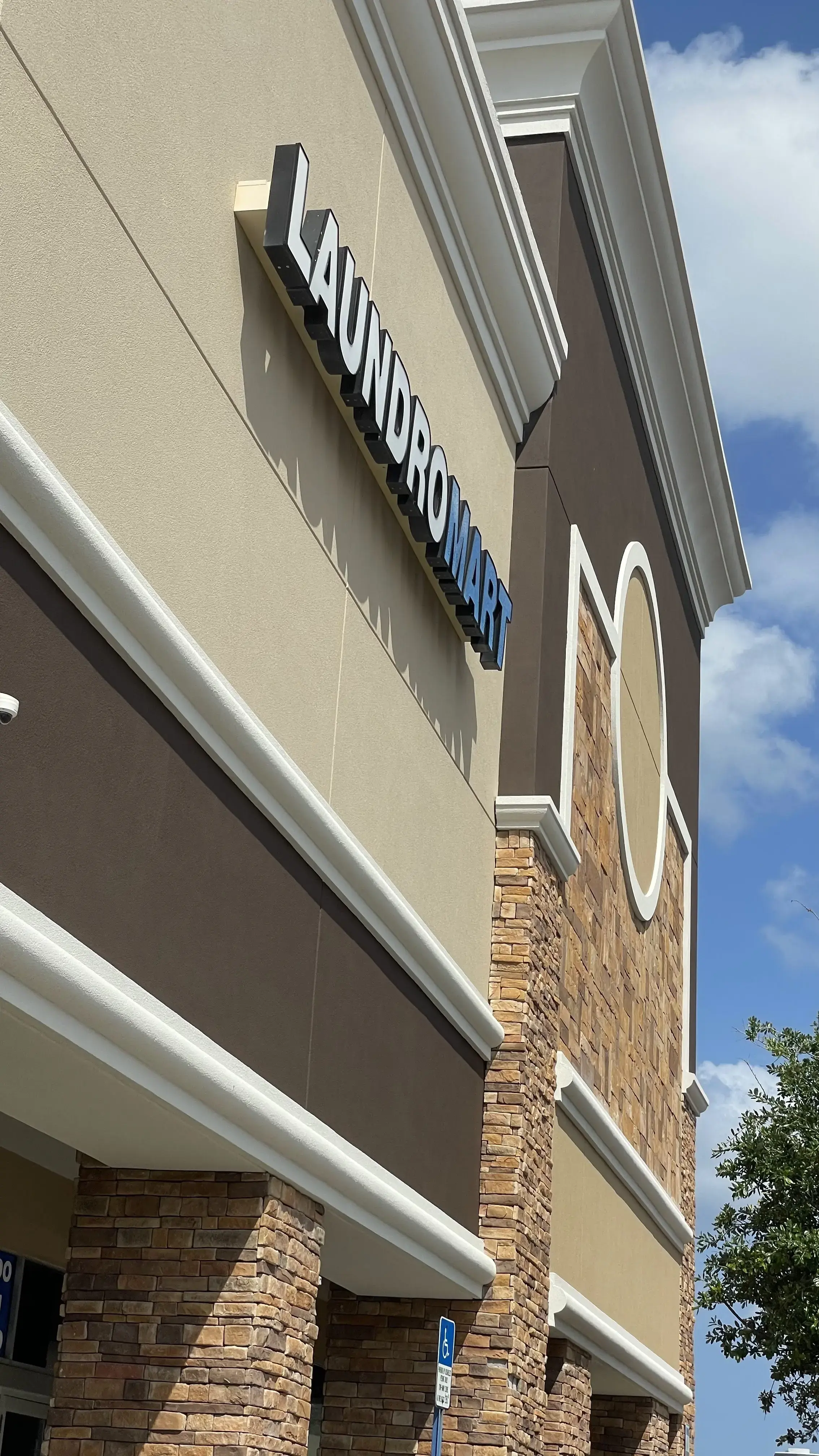 laundromart - Image 2