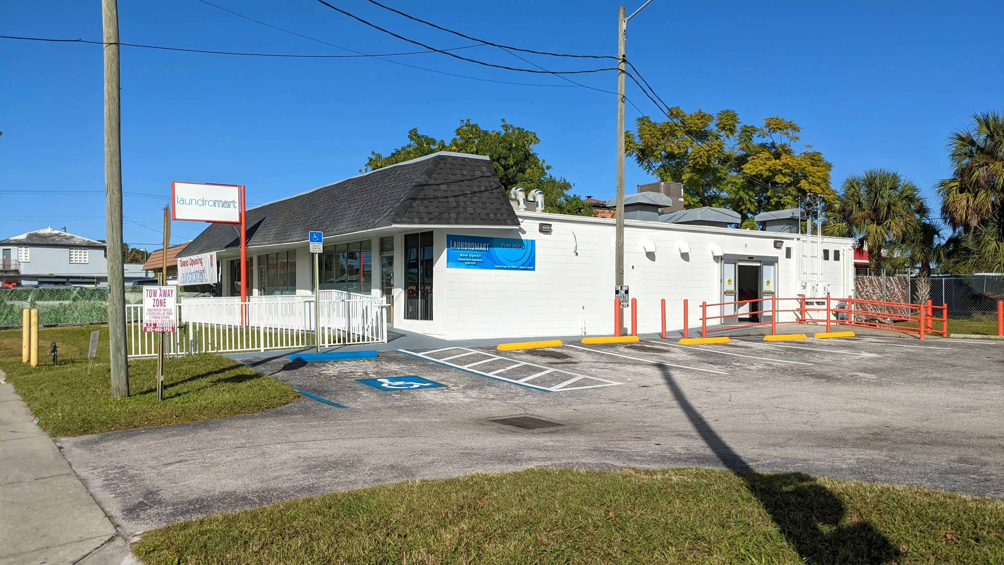 Laundromart - Image 14