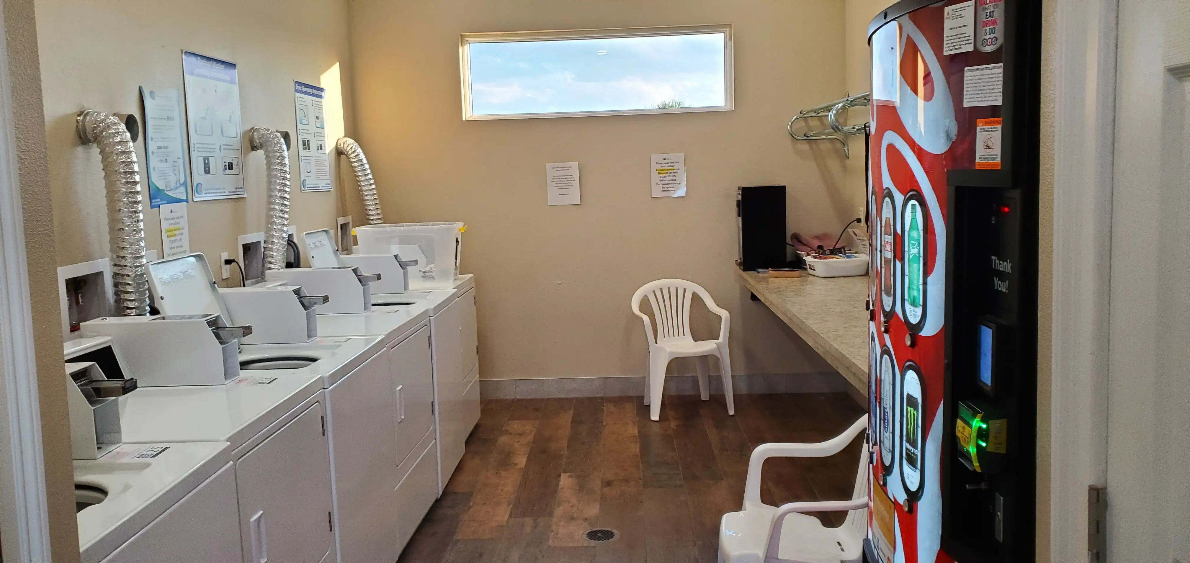 Laundromat #1 (RaCO) - Image 3