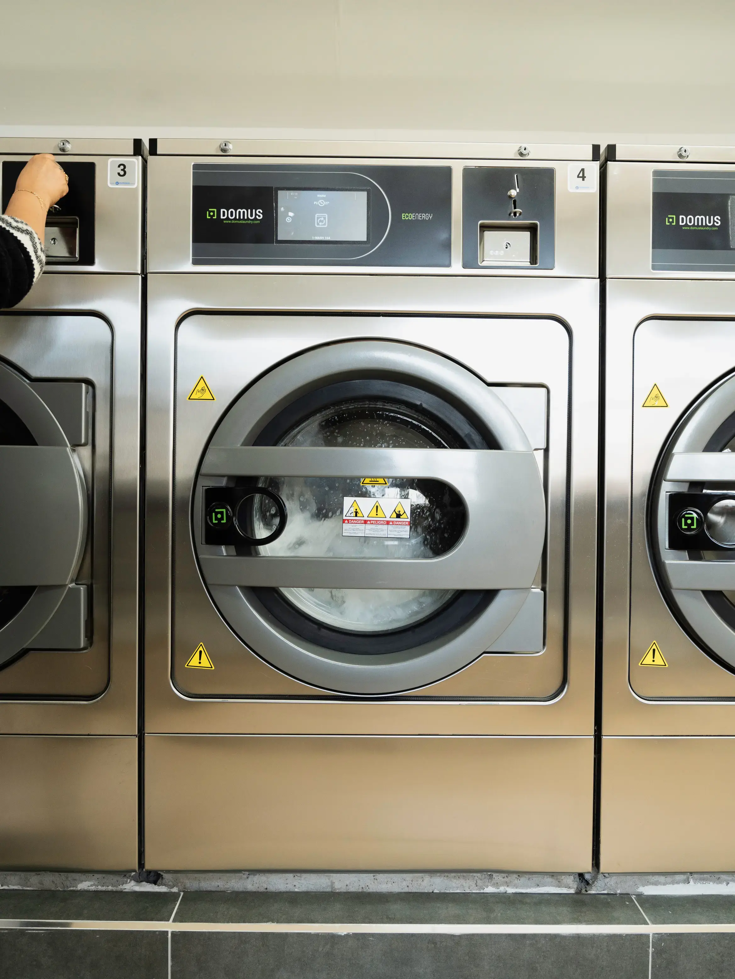 Laundromat 4 Less - Image 2