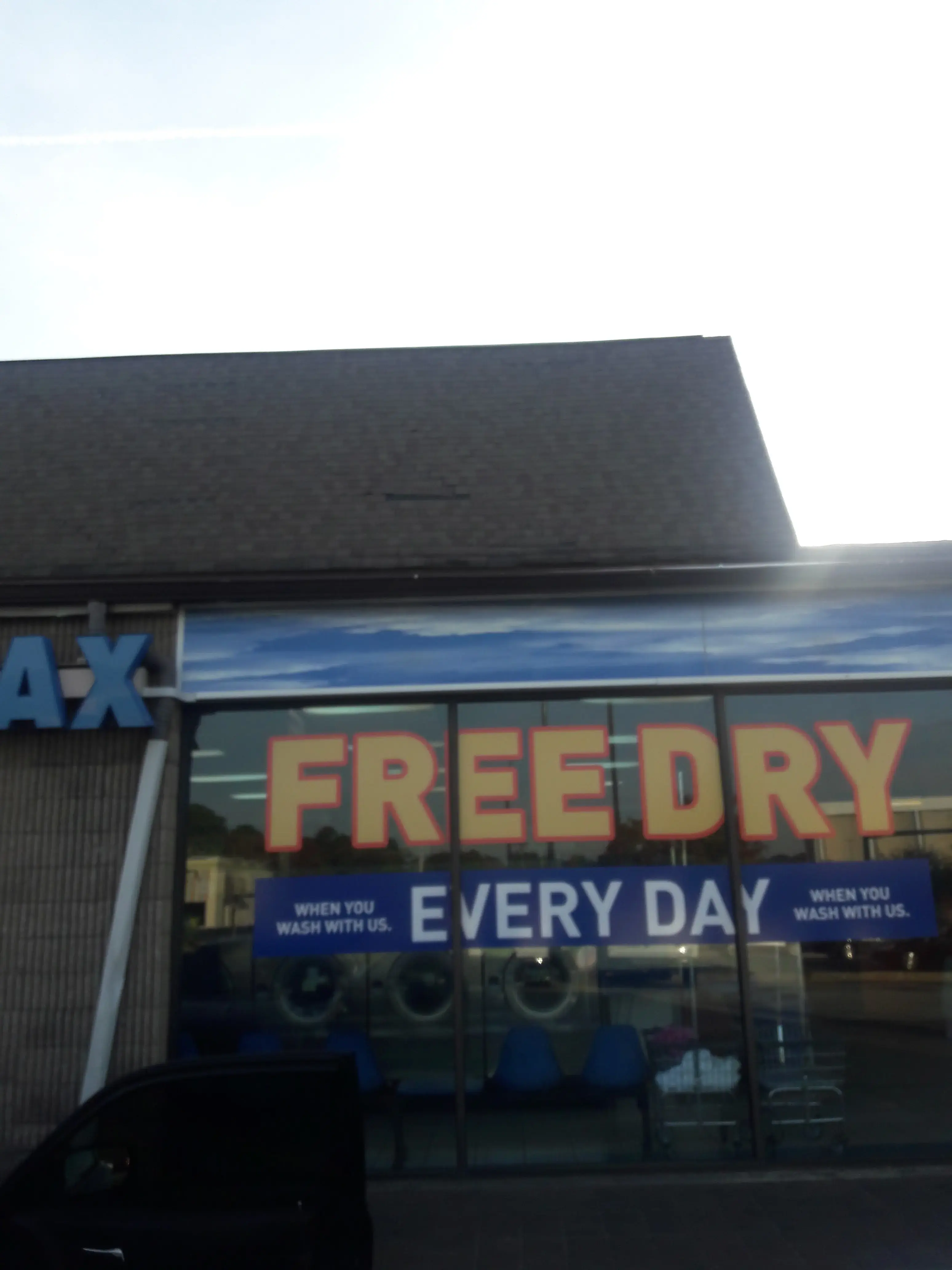 Laundromat thumbnail 7