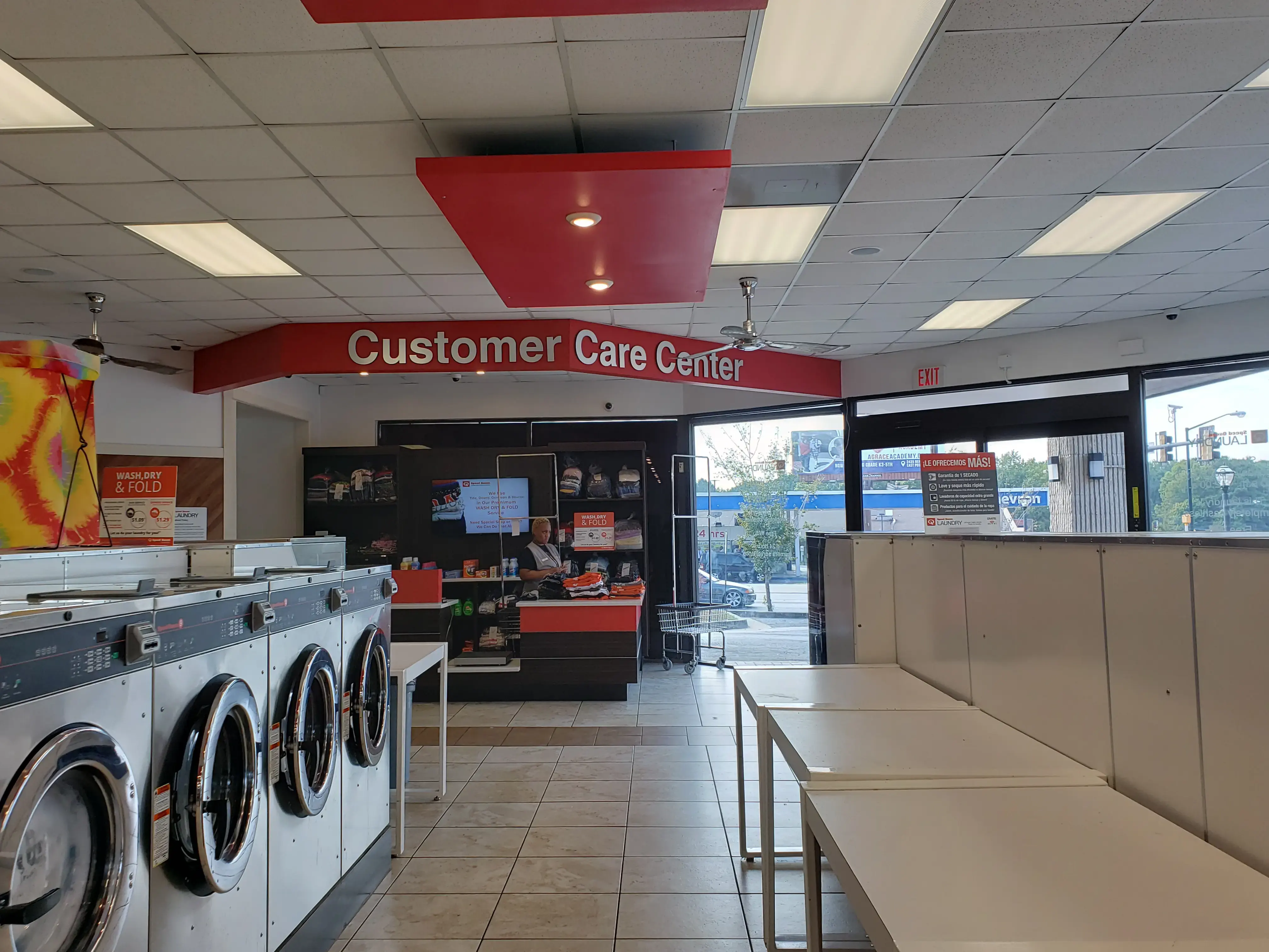 Laundromat thumbnail 3