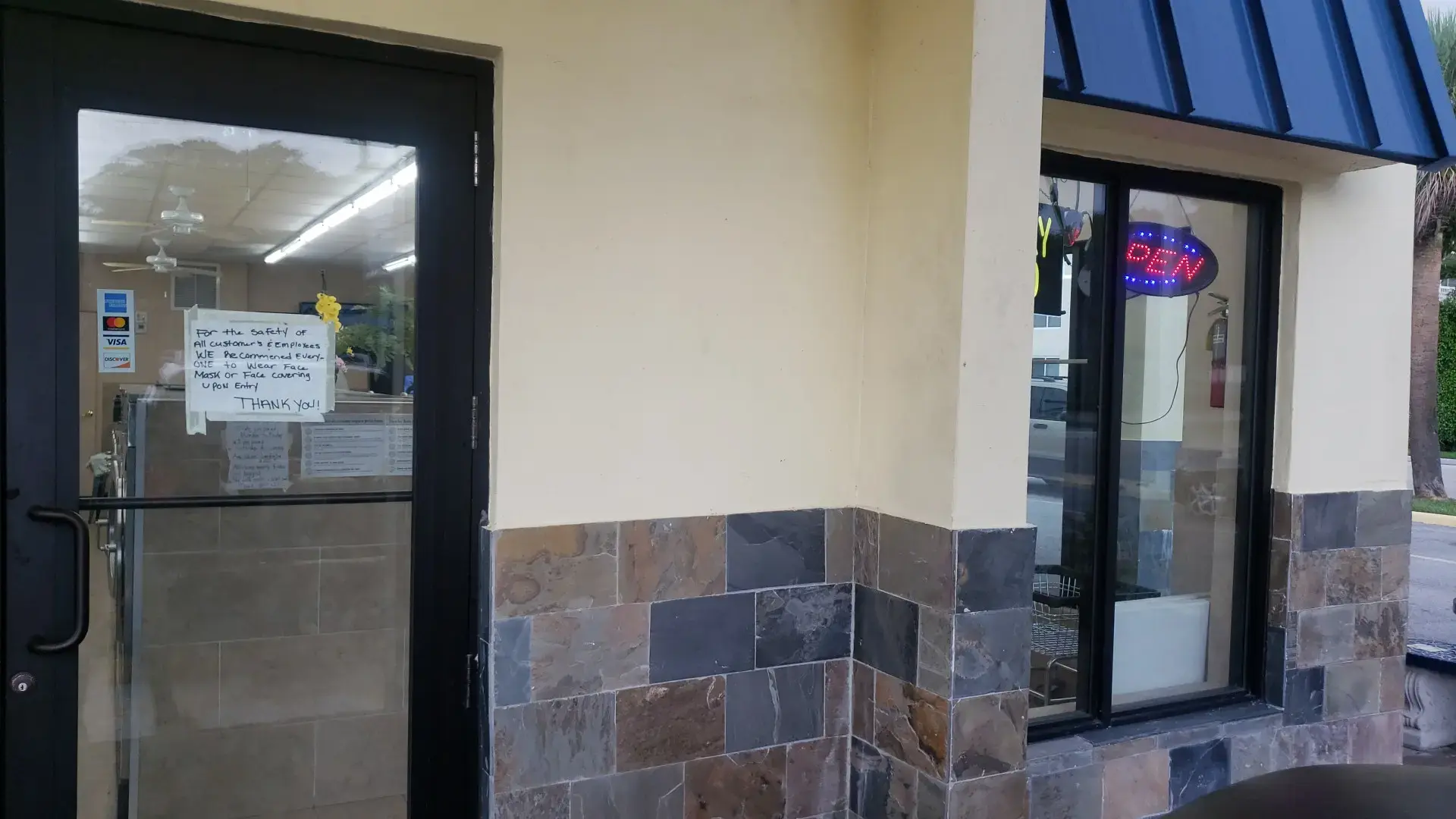 Laundromat - Image 8