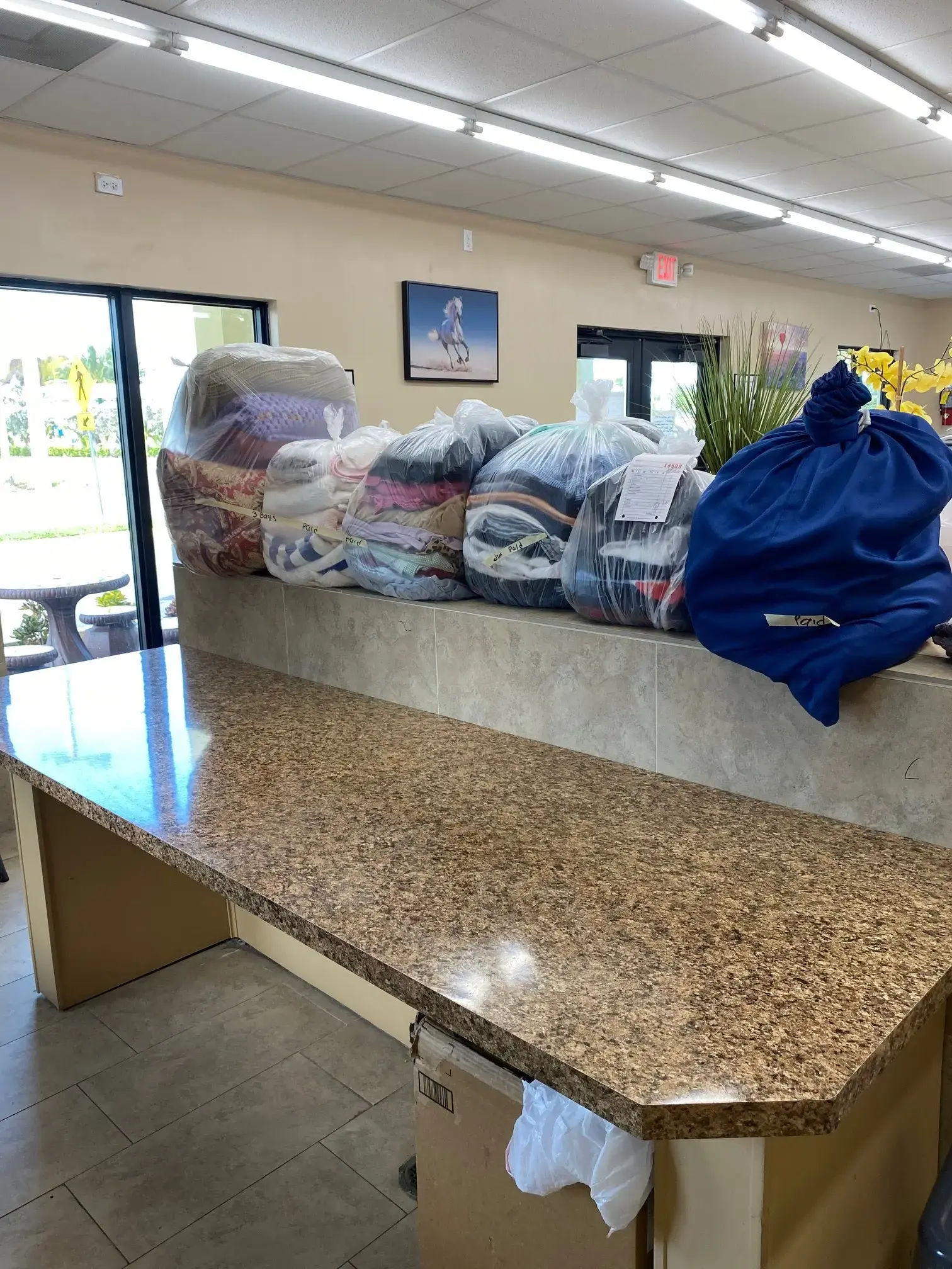 Laundromat thumbnail 3