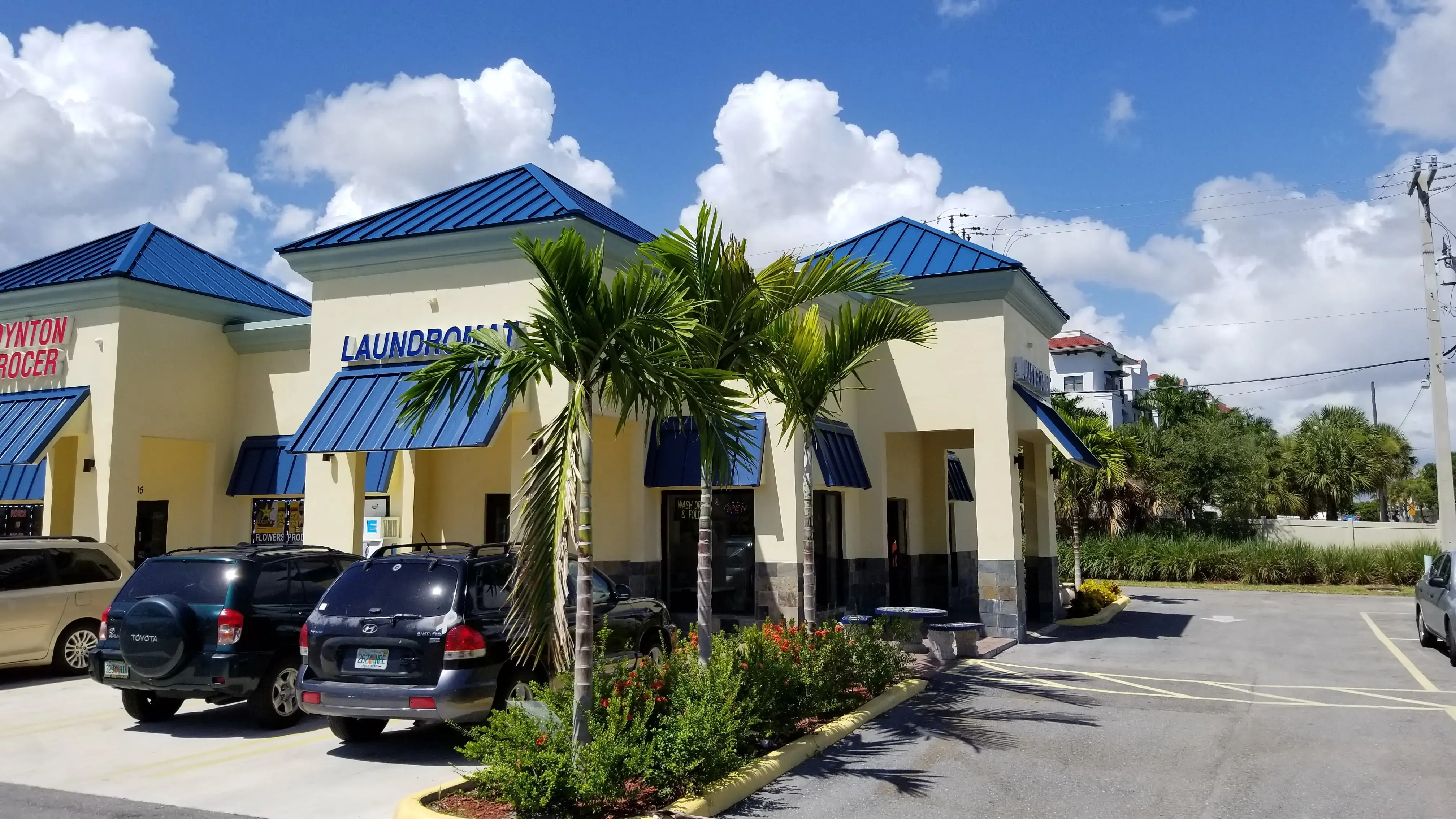 Laundromat - Image 7