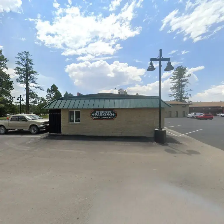 Laundromat - Image 11