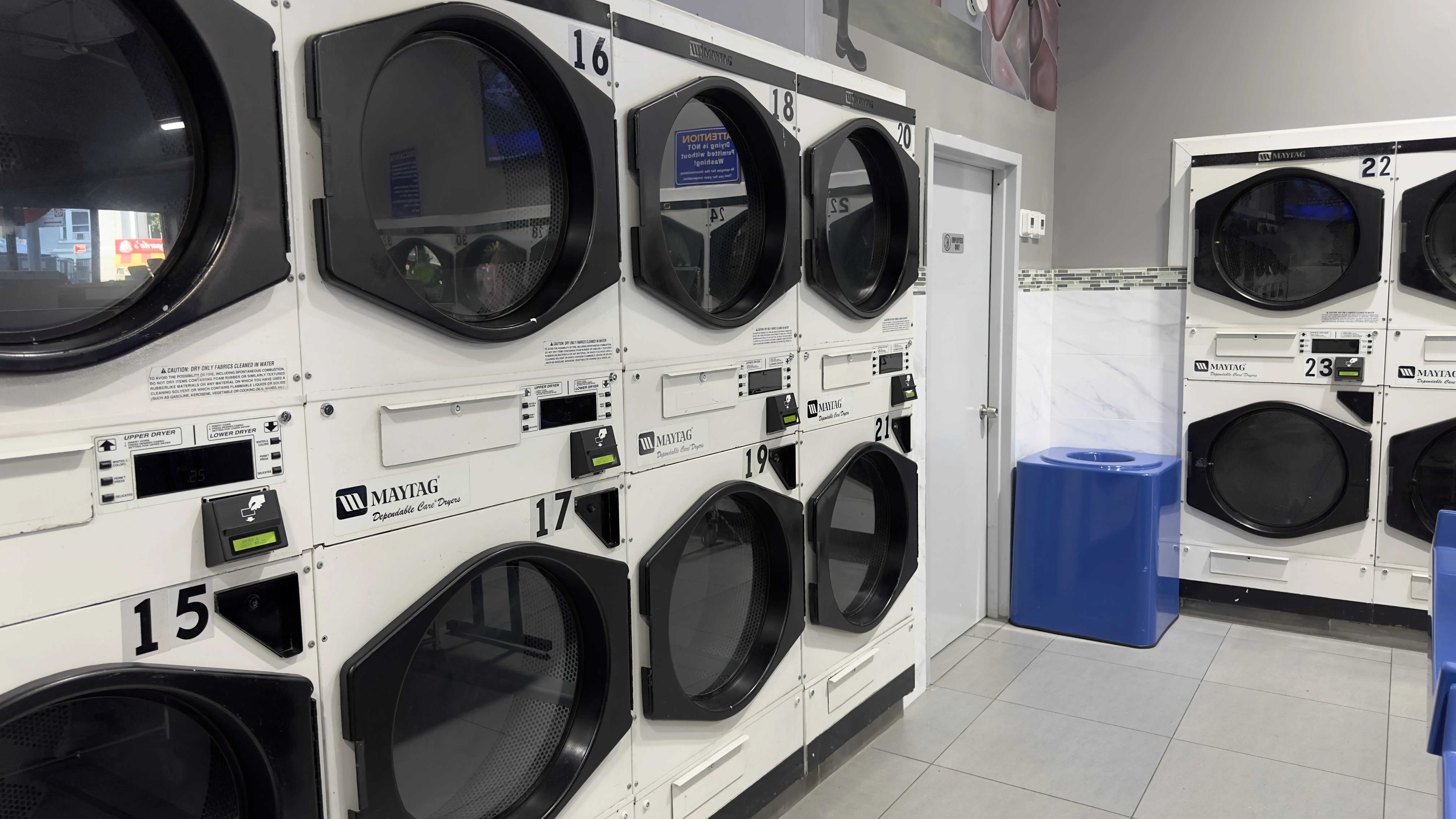 Laundromat Express thumbnail 8