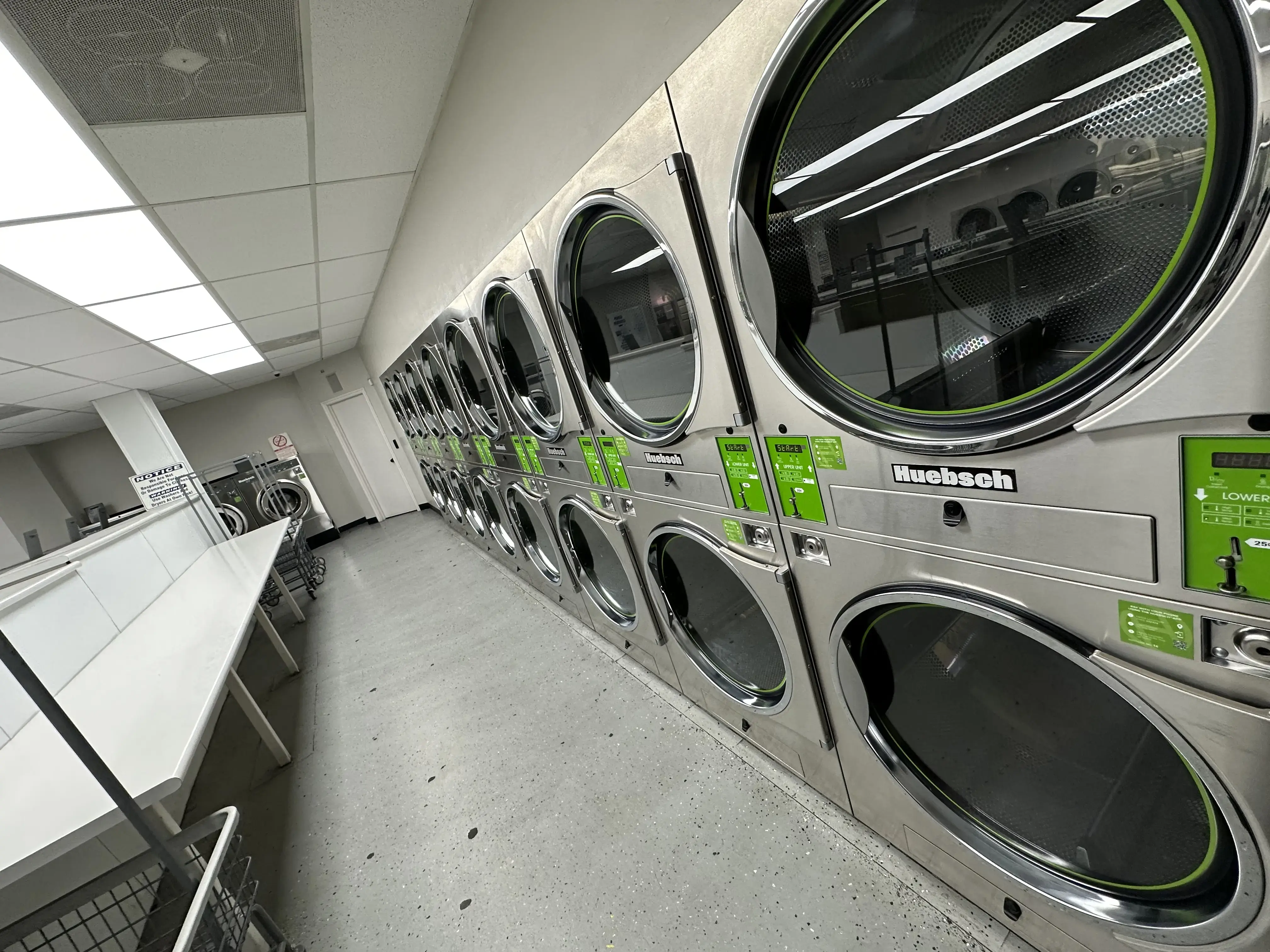 #Laundromat - Image 4