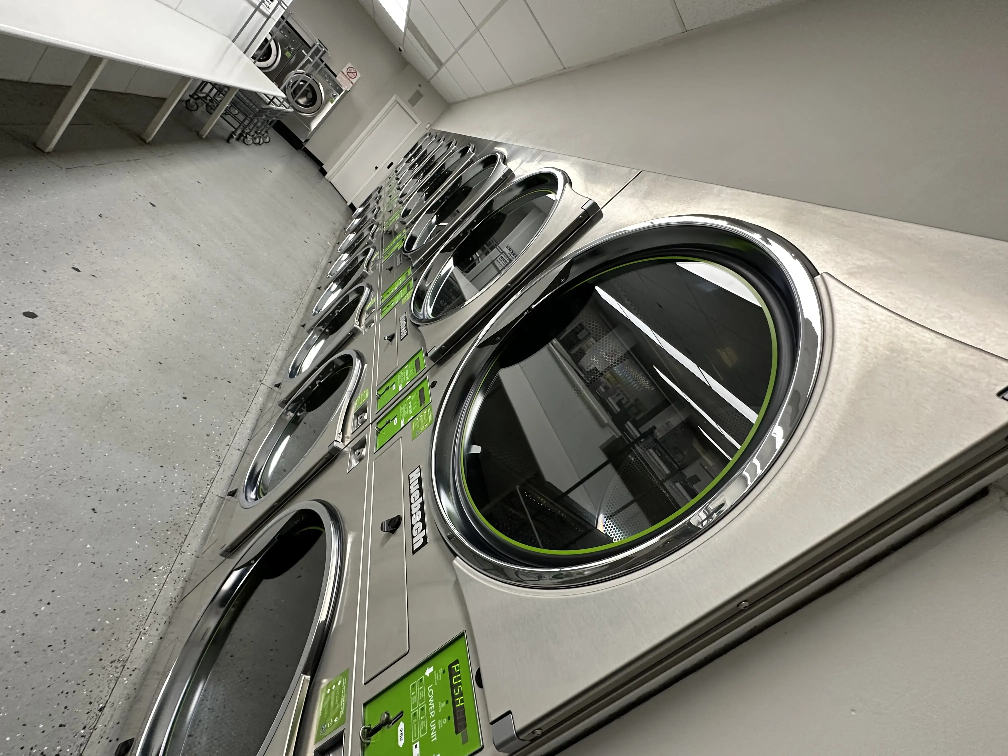 #Laundromat thumbnail 6