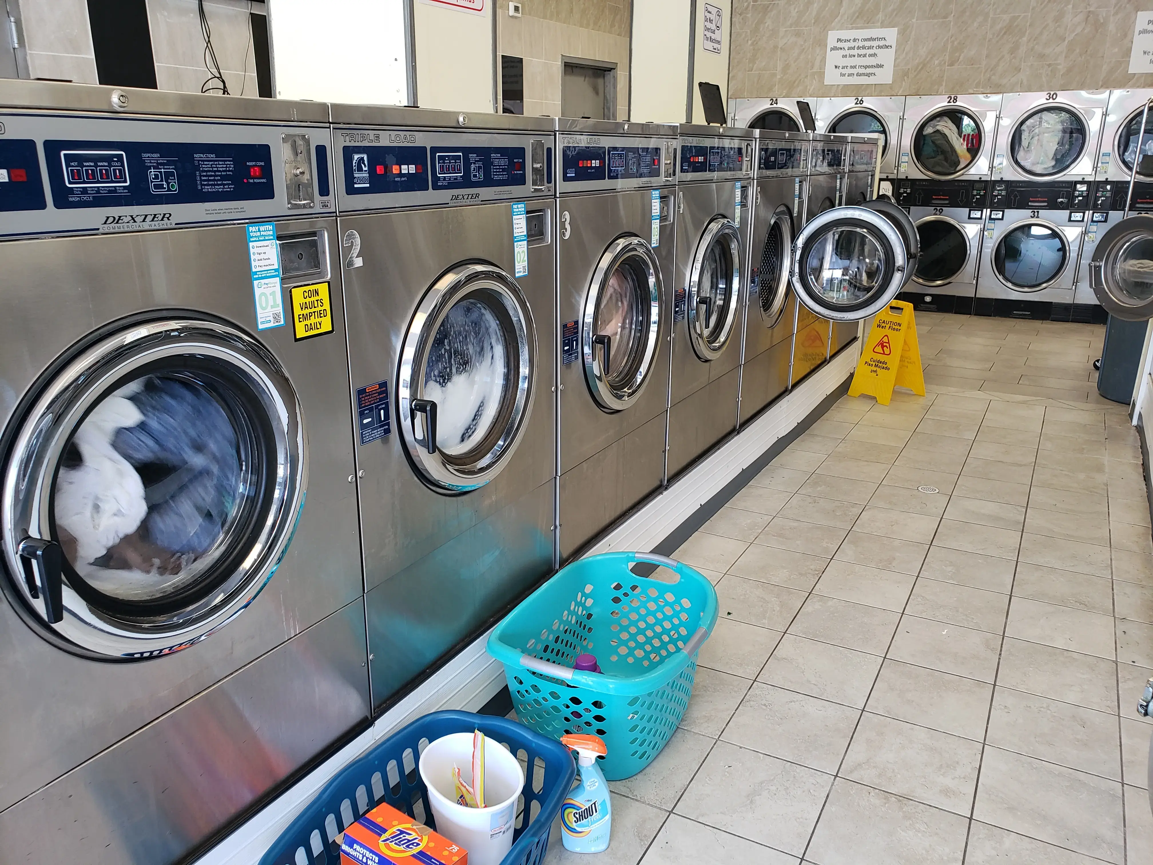 Laundromat thumbnail 3