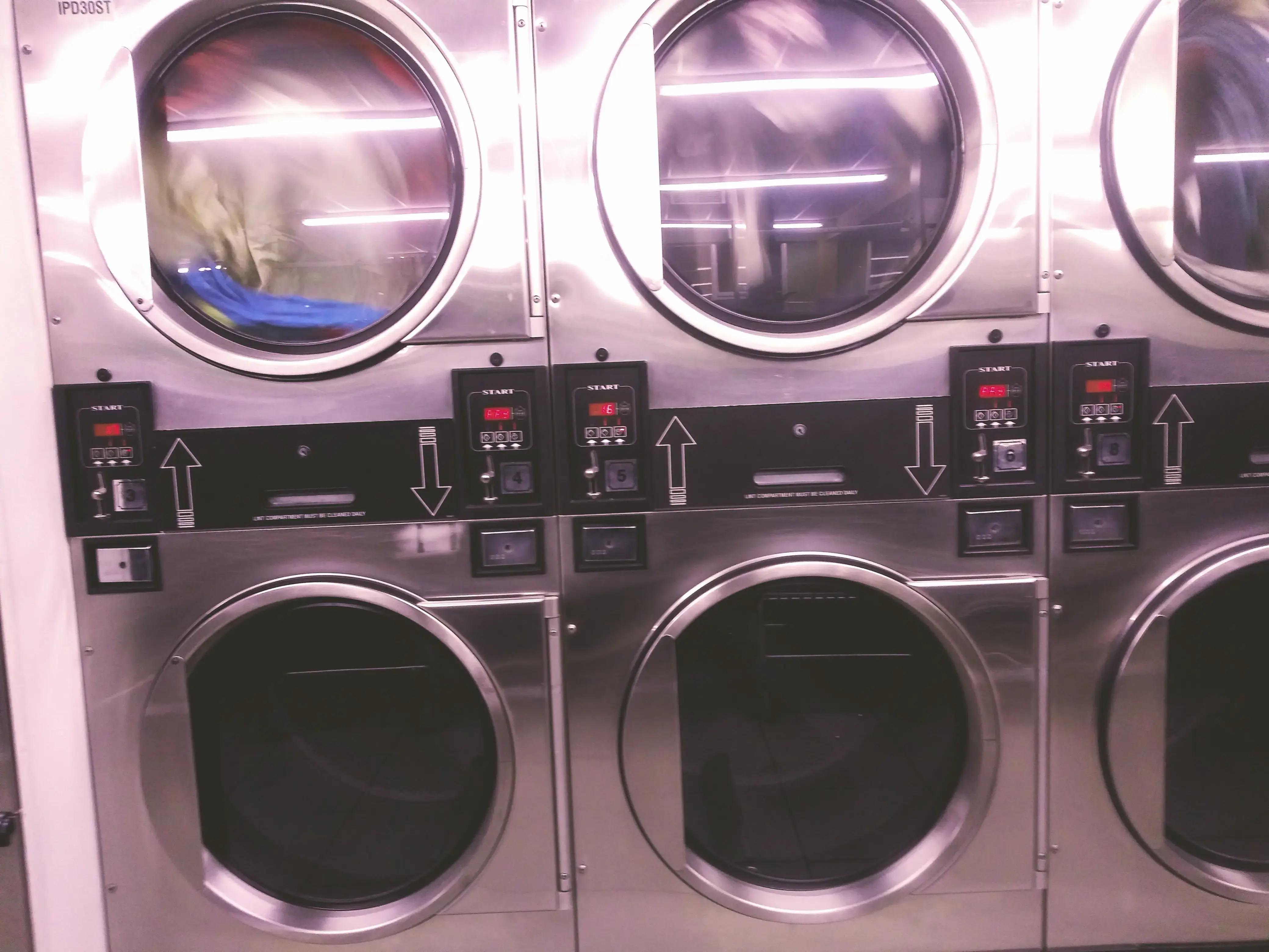 Laundromat In Compton location