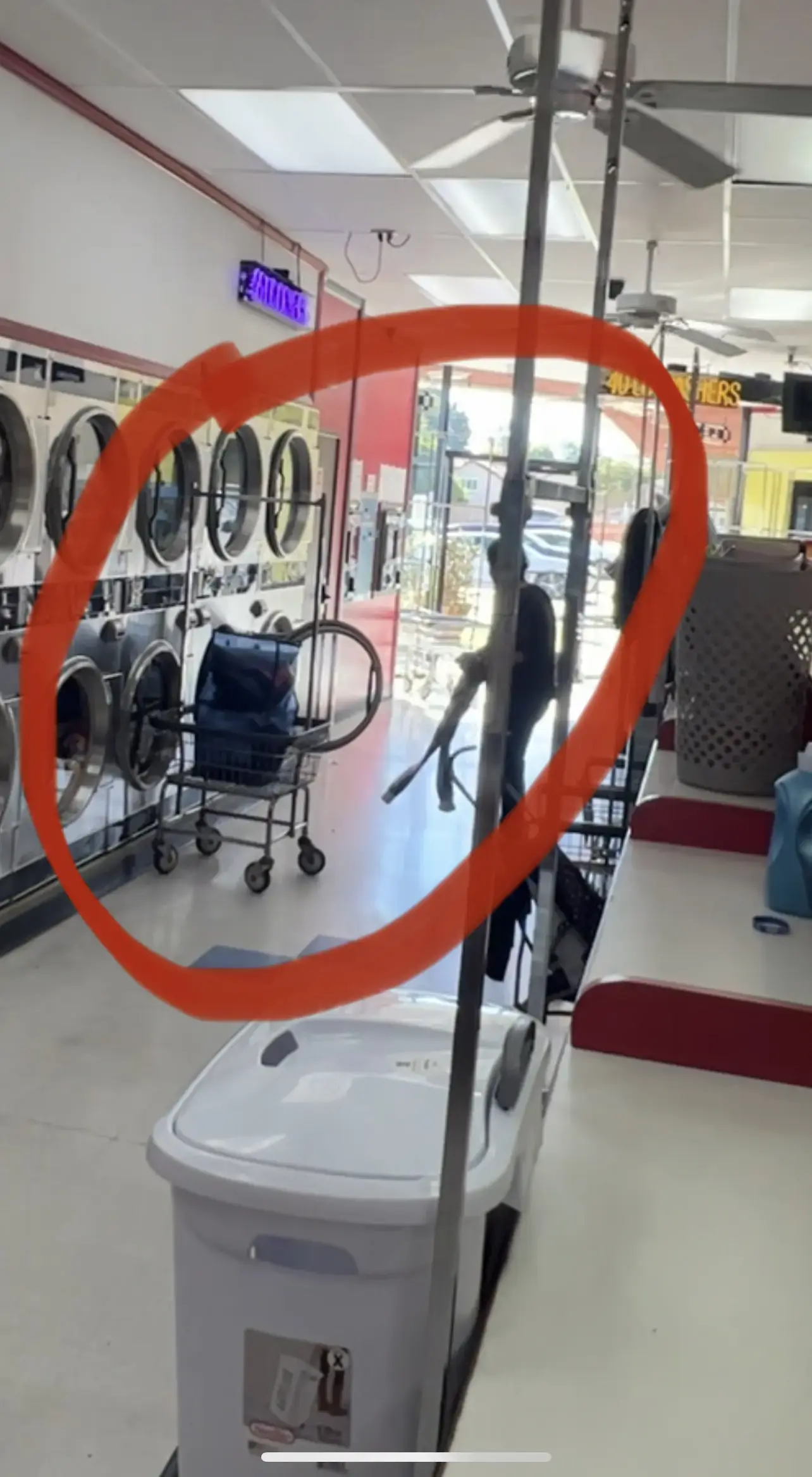 Laundromat Laundry Mgmt. DBA COIN Less LAUNDRY thumbnail 5