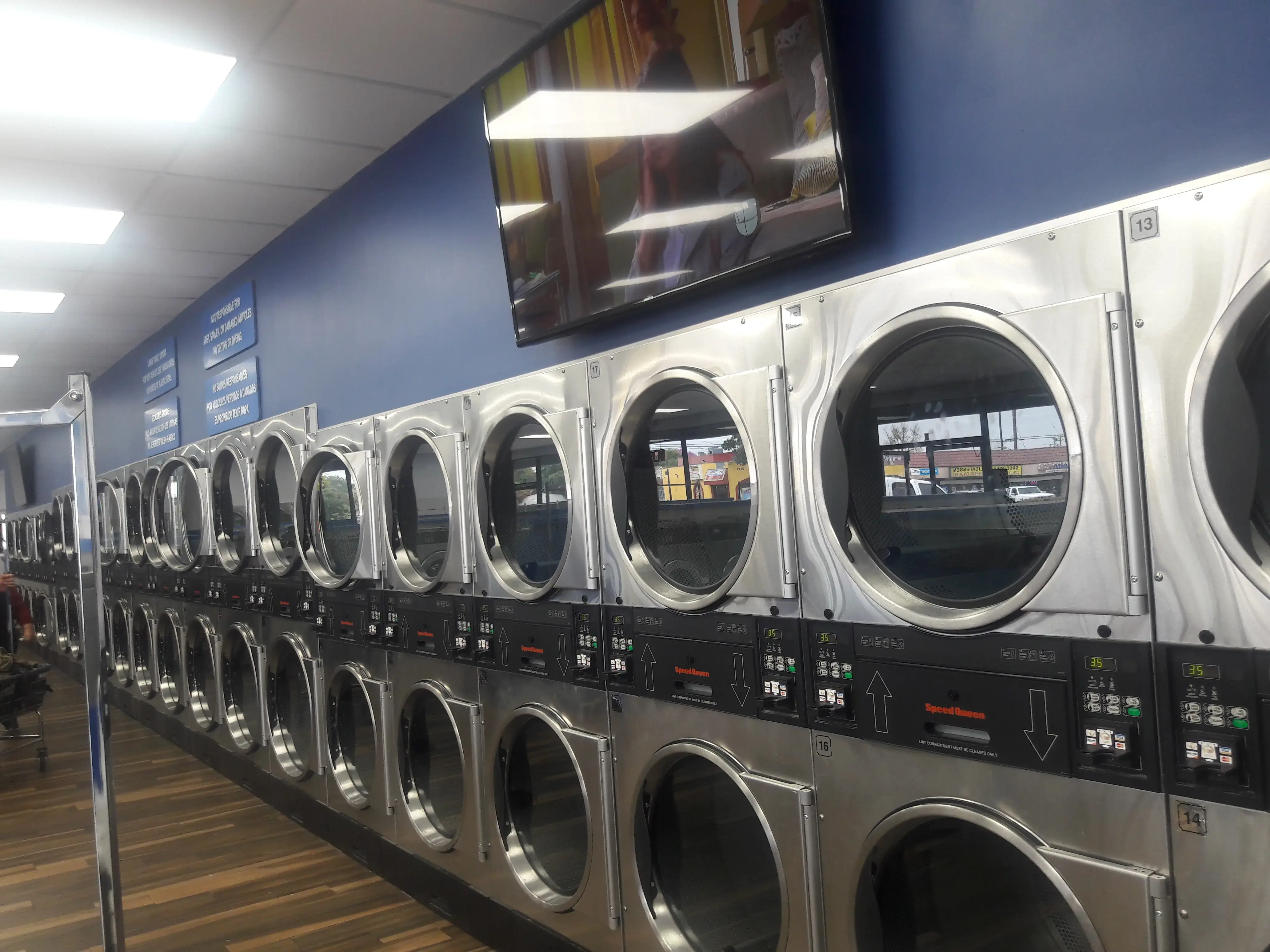 Laundromat Lavanderia - Image 8