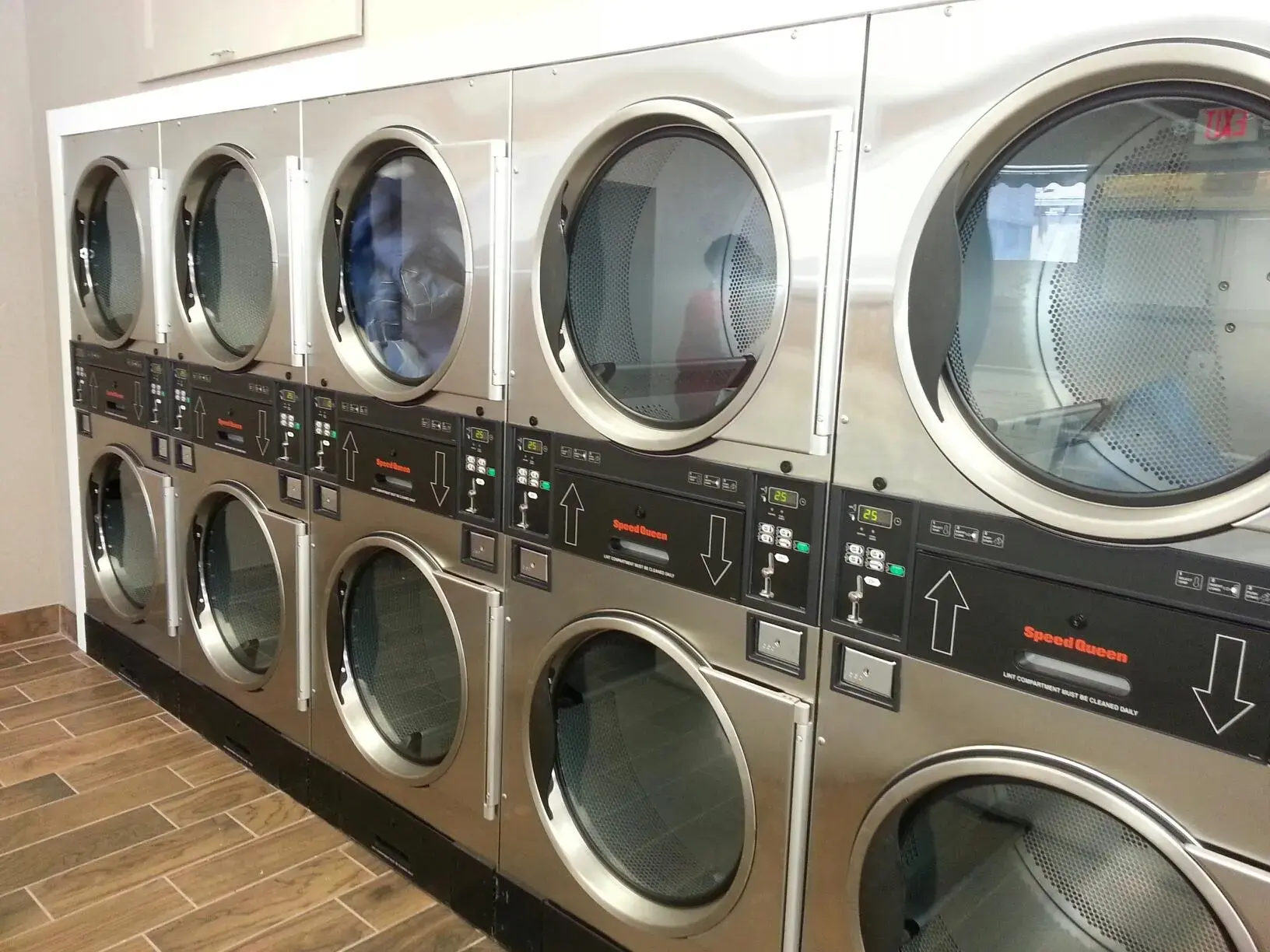 Laundromat location