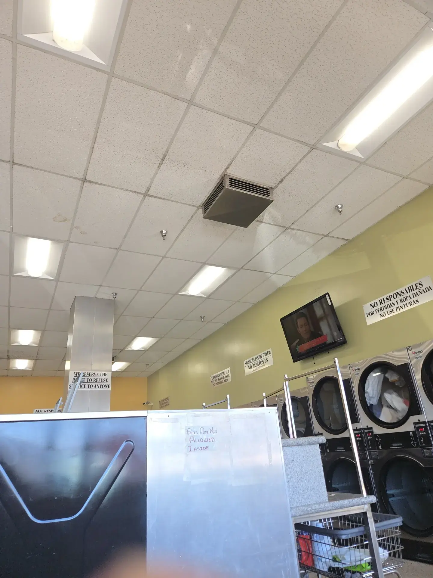 Laundromat of Tampa thumbnail 14
