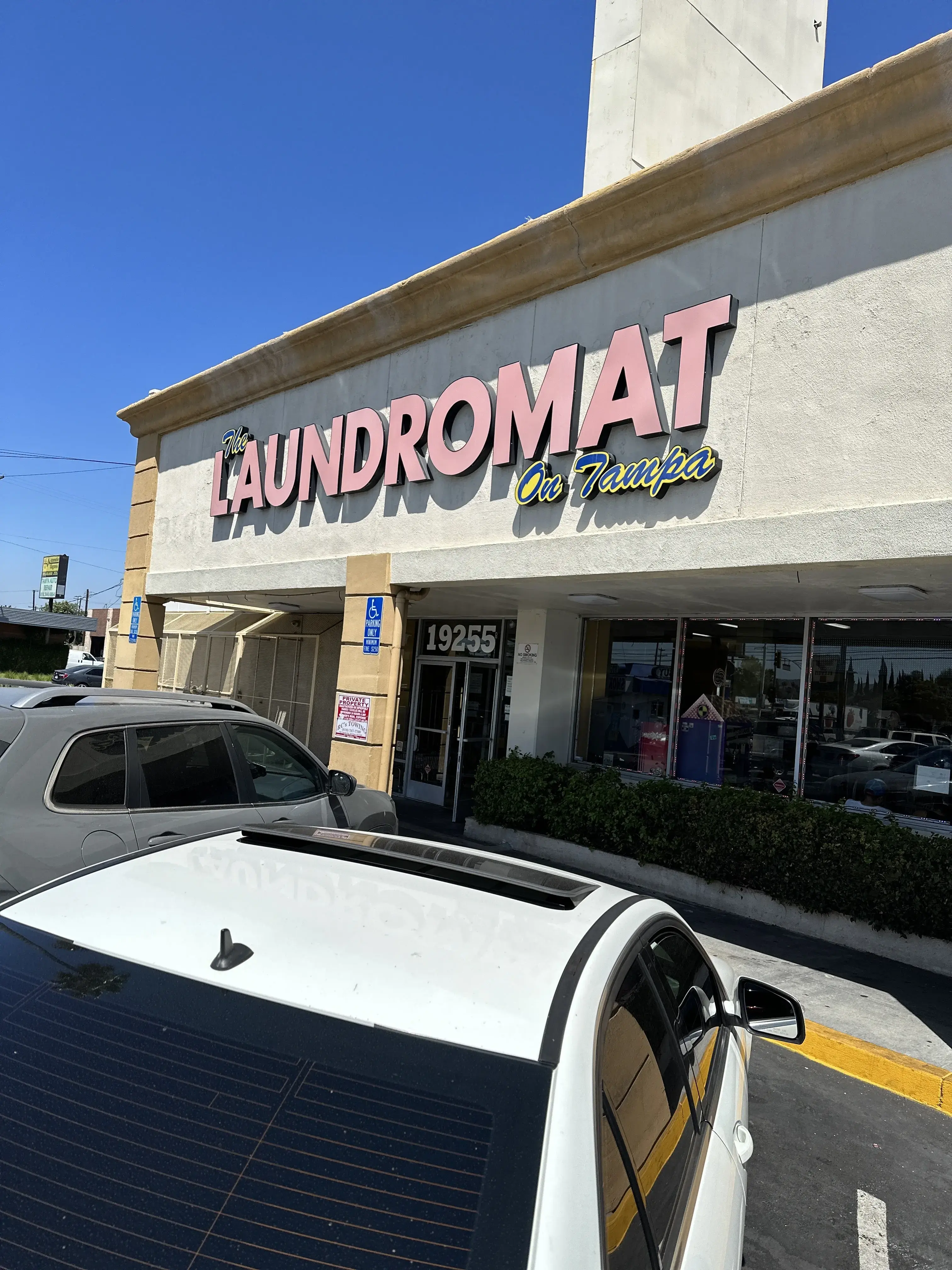 Laundromat of Tampa - Image 2