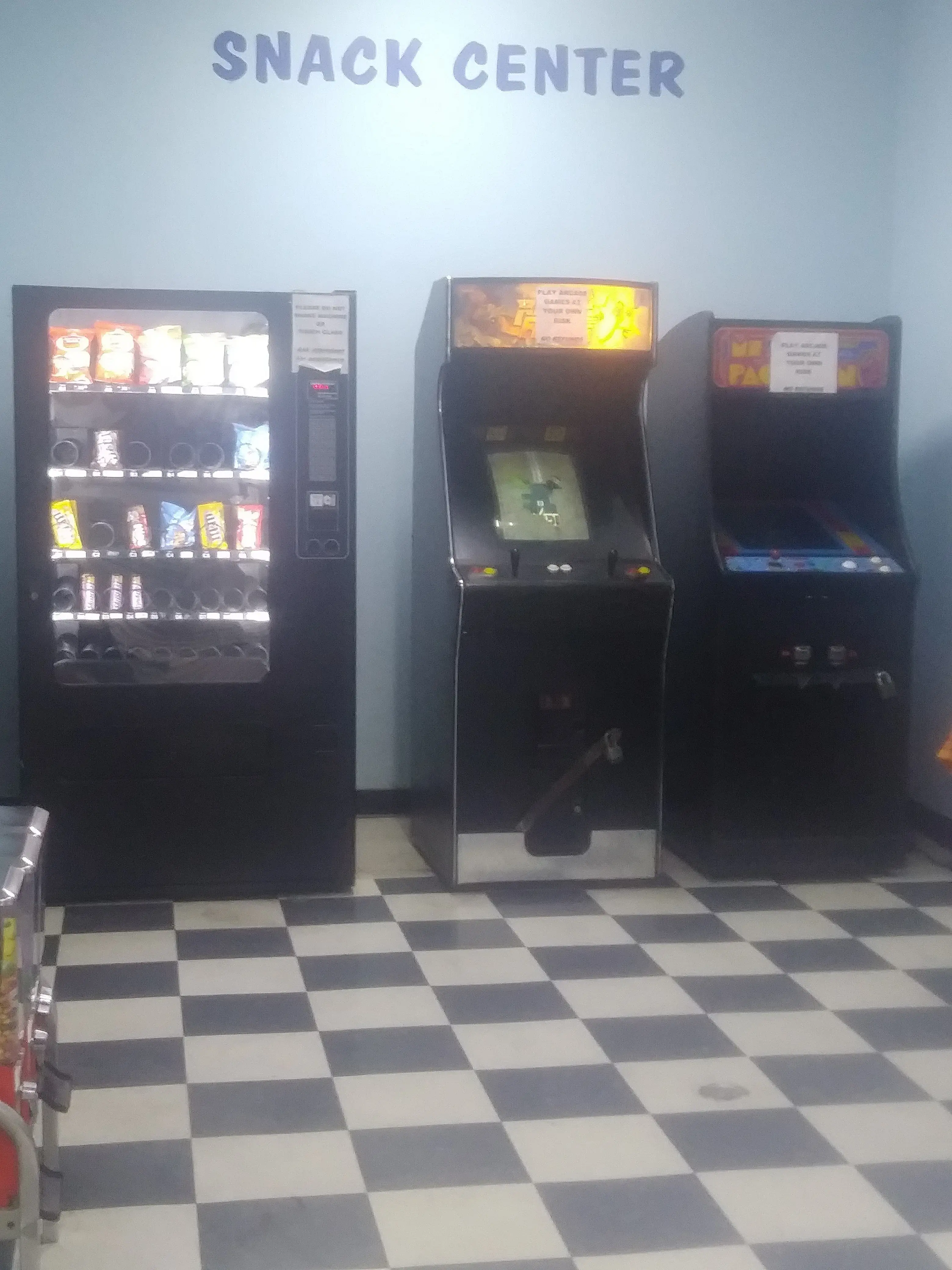 Laundromat Palace thumbnail 12