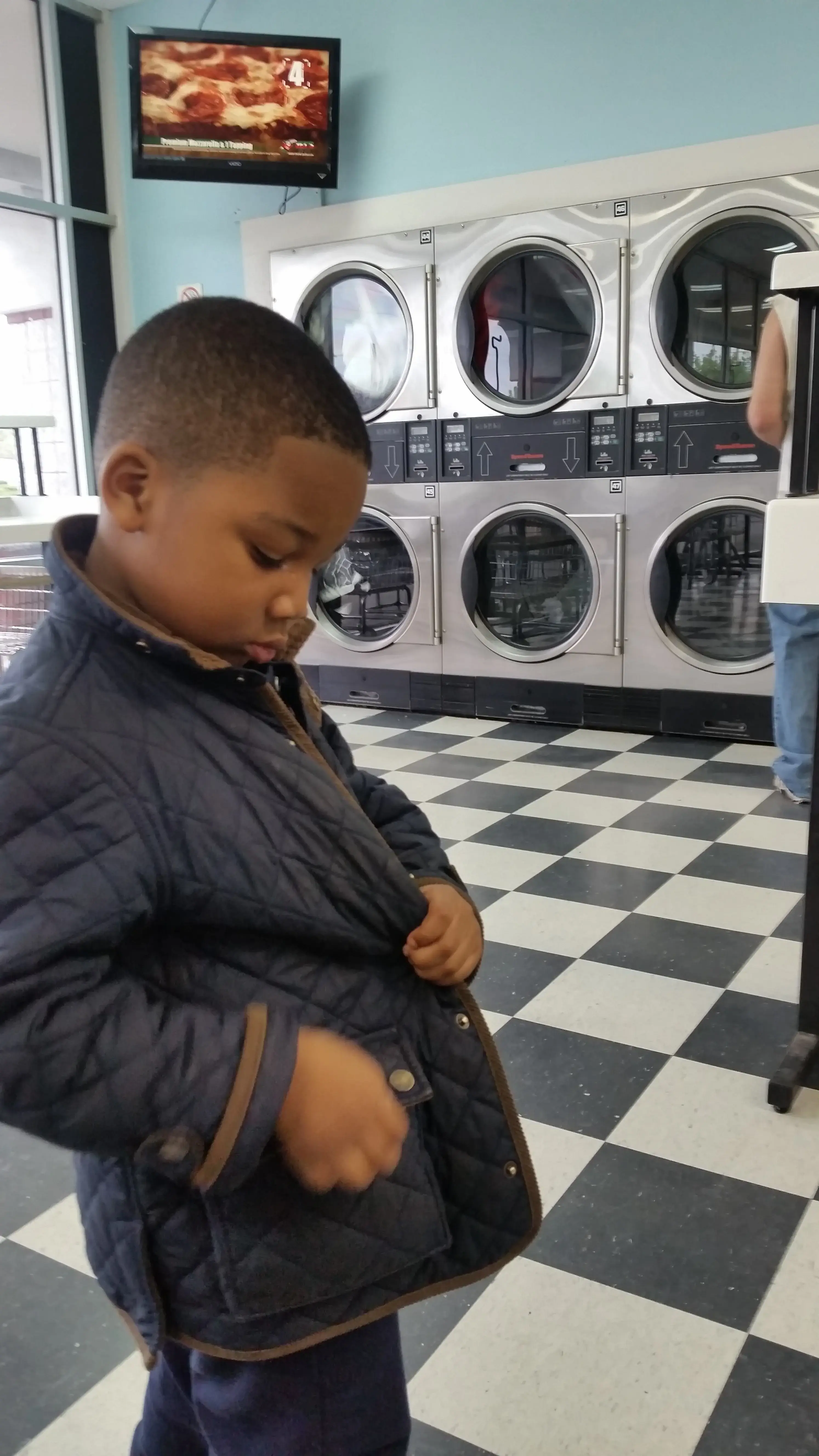 Laundromat Palace - Image 14