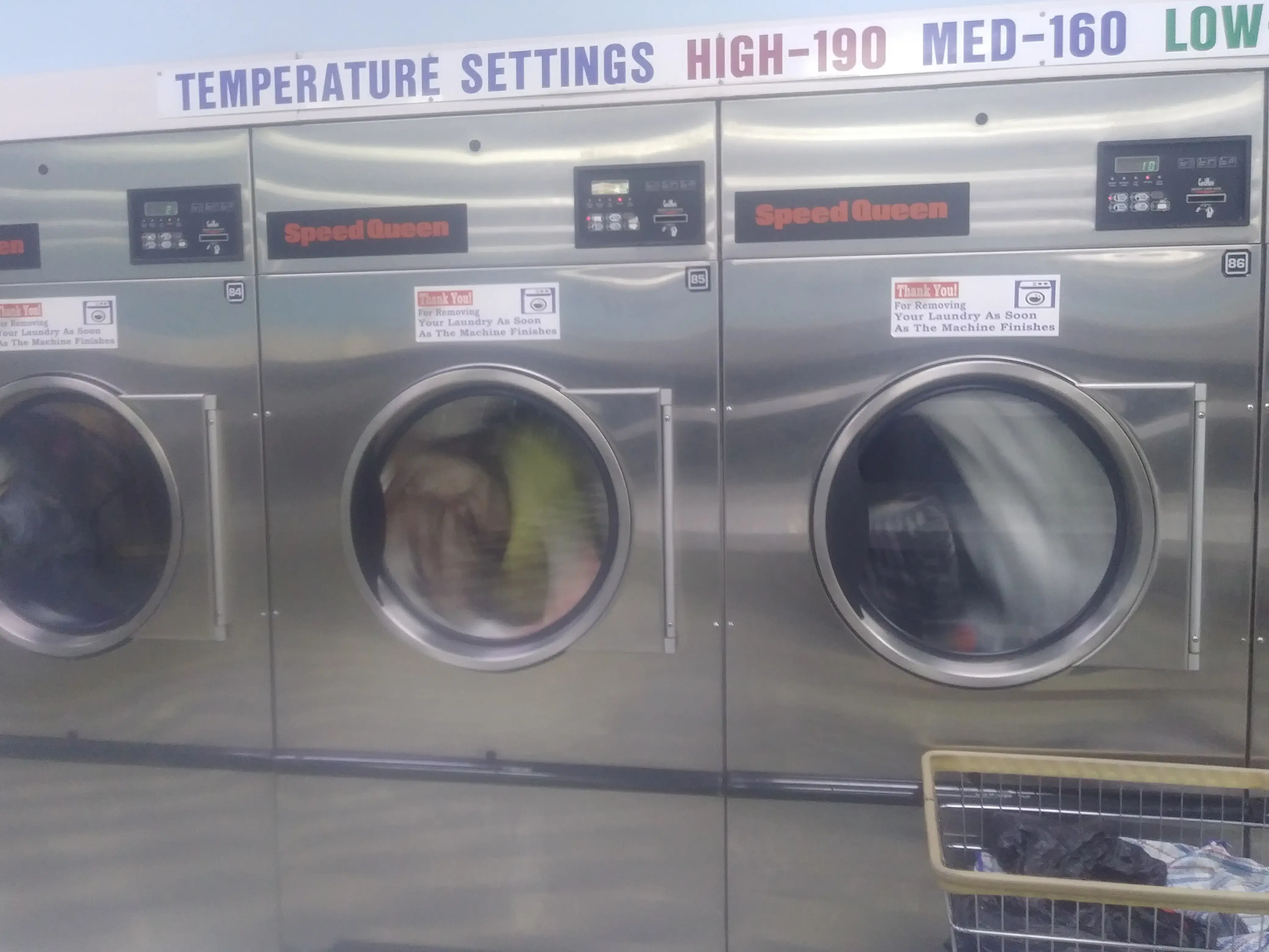 Laundromat Palace - Image 11