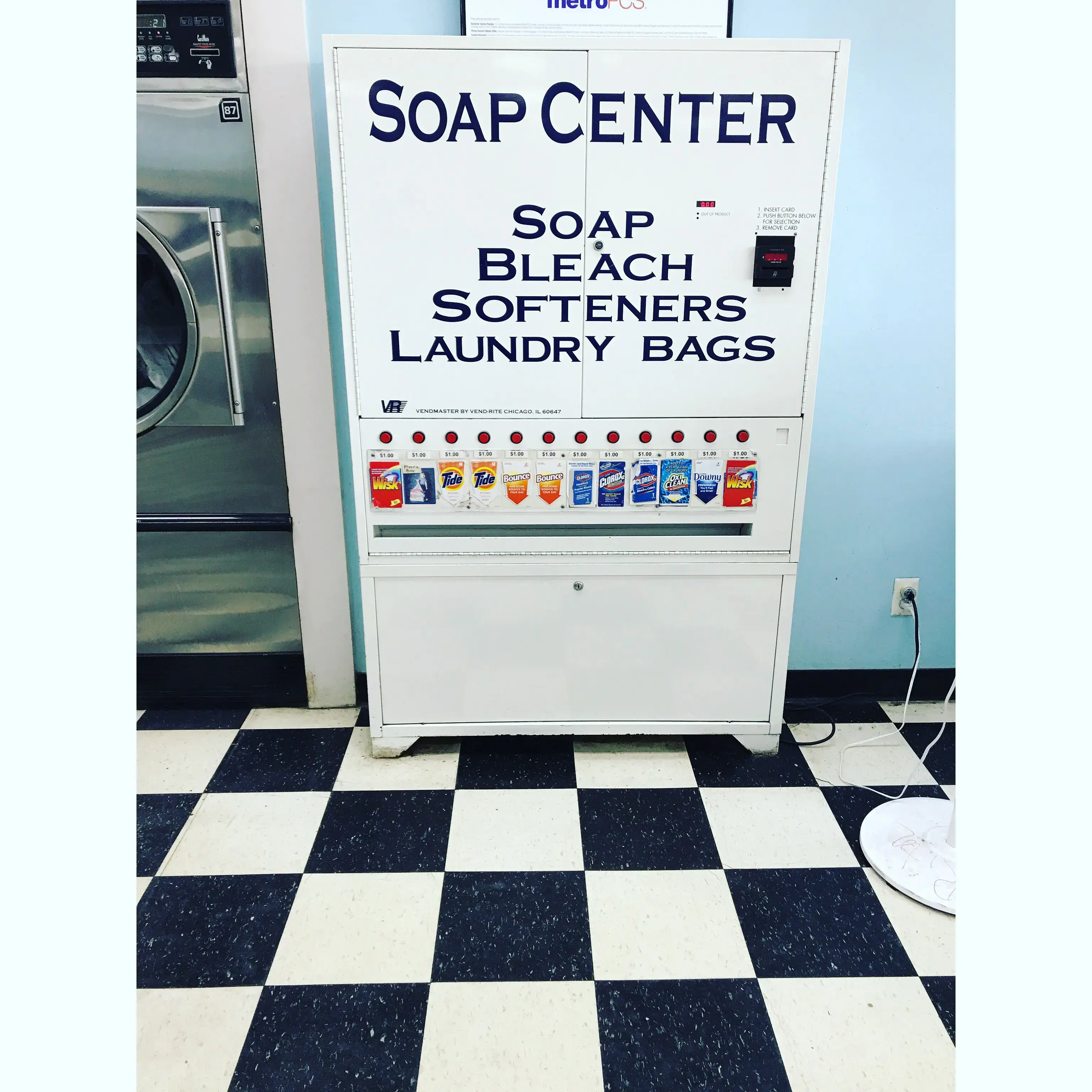 Laundromat Palace thumbnail 16