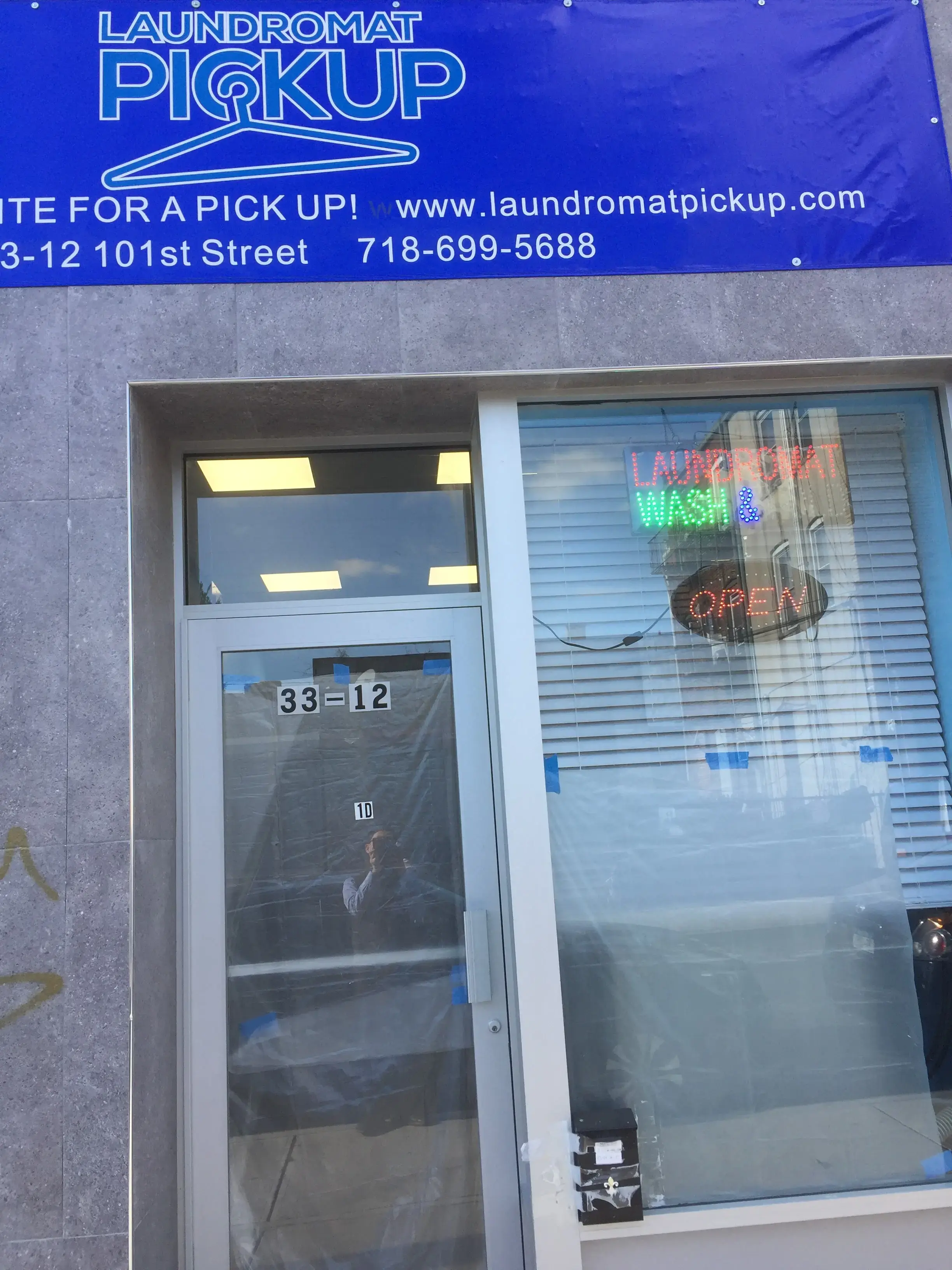 Laundromat Pick Up - Image 12